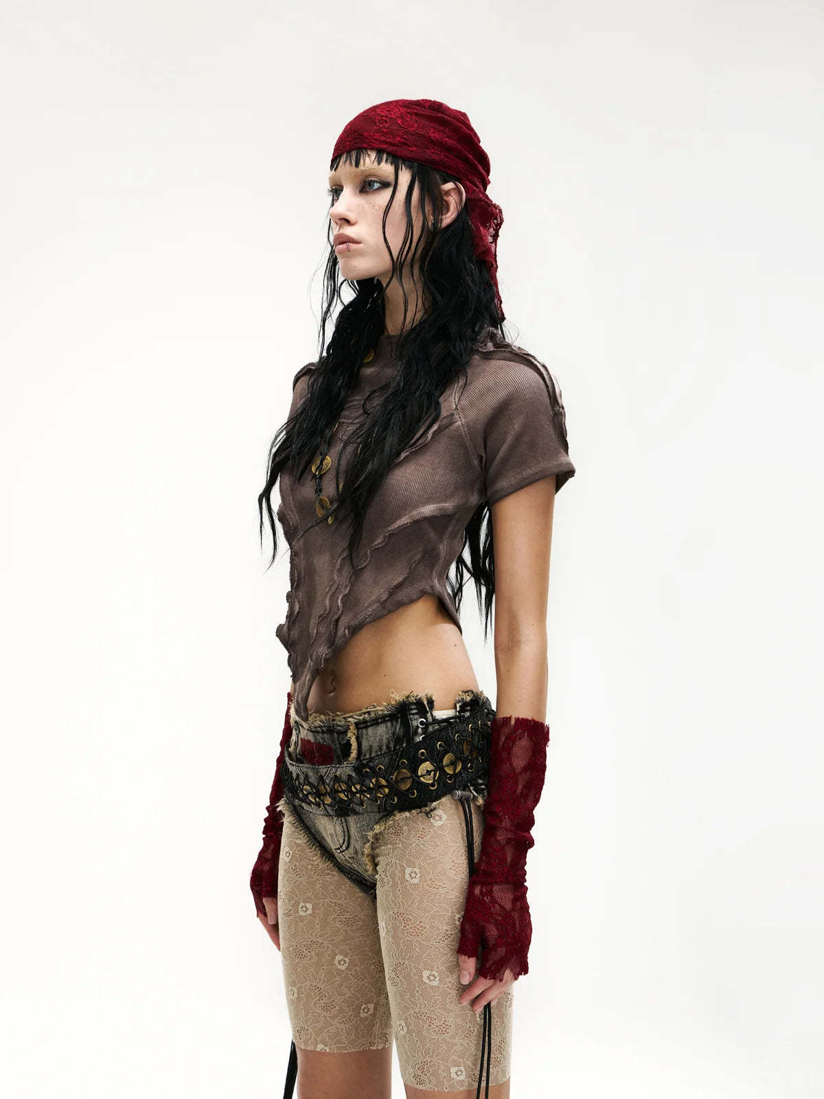 Raw Edge Deconstruction V-hem Top-IYAMIUIO