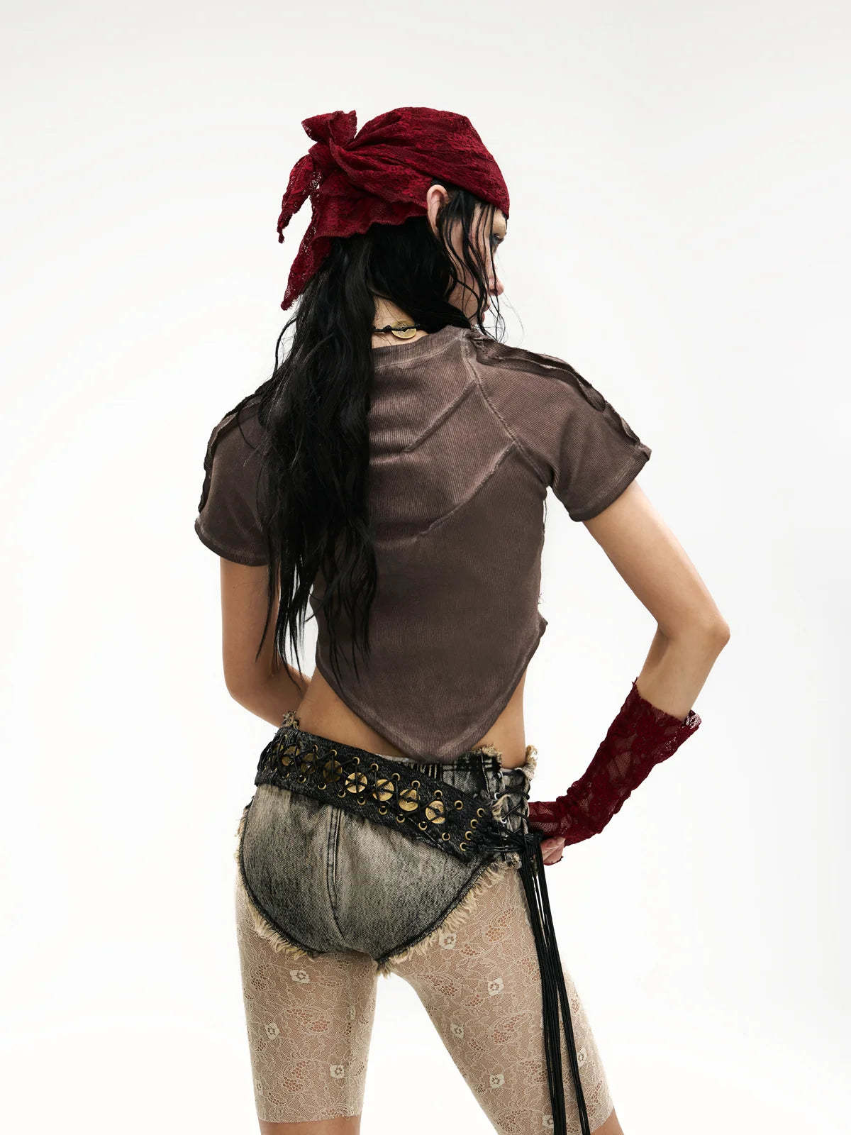 Raw Edge Deconstruction V-hem Top-IYAMIUIO