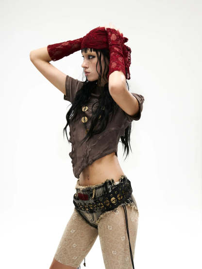 Raw Edge Deconstruction V-hem Top-IYAMIUIO