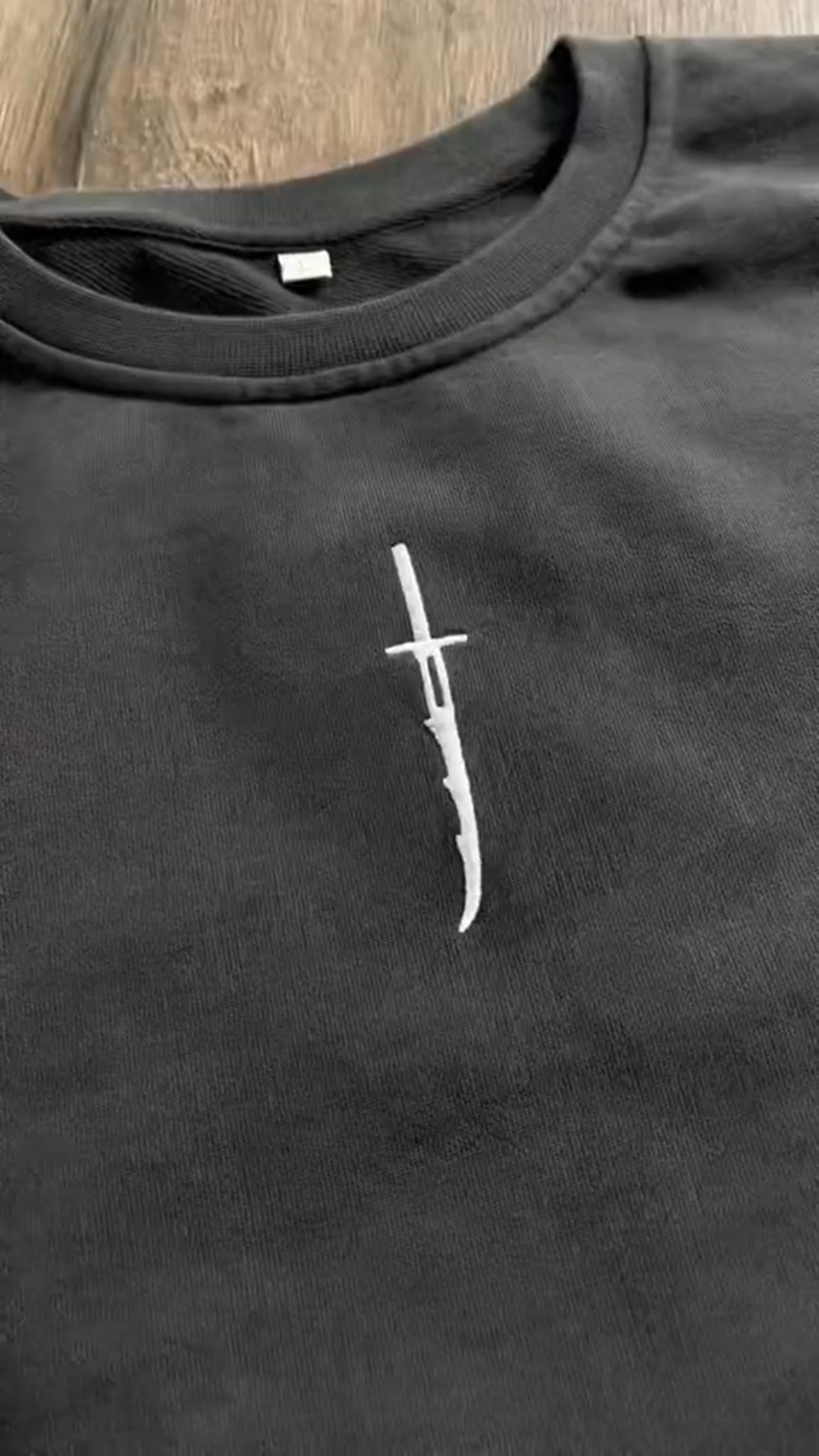 Lowkey ichigo sweater - Bleach-IYAMIUIO