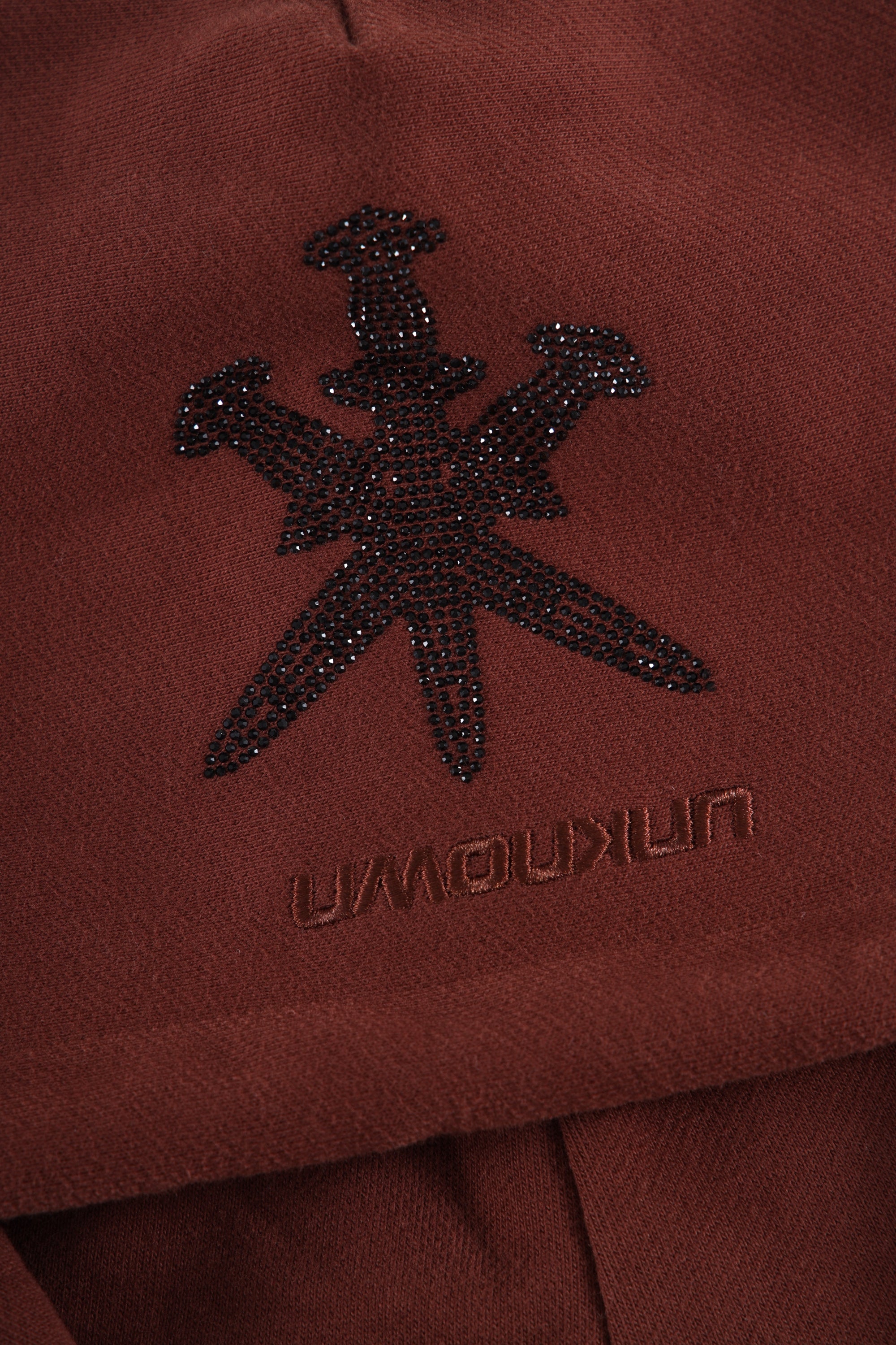 BROWN RHINESTONE HOODIE-IYAMIUIO