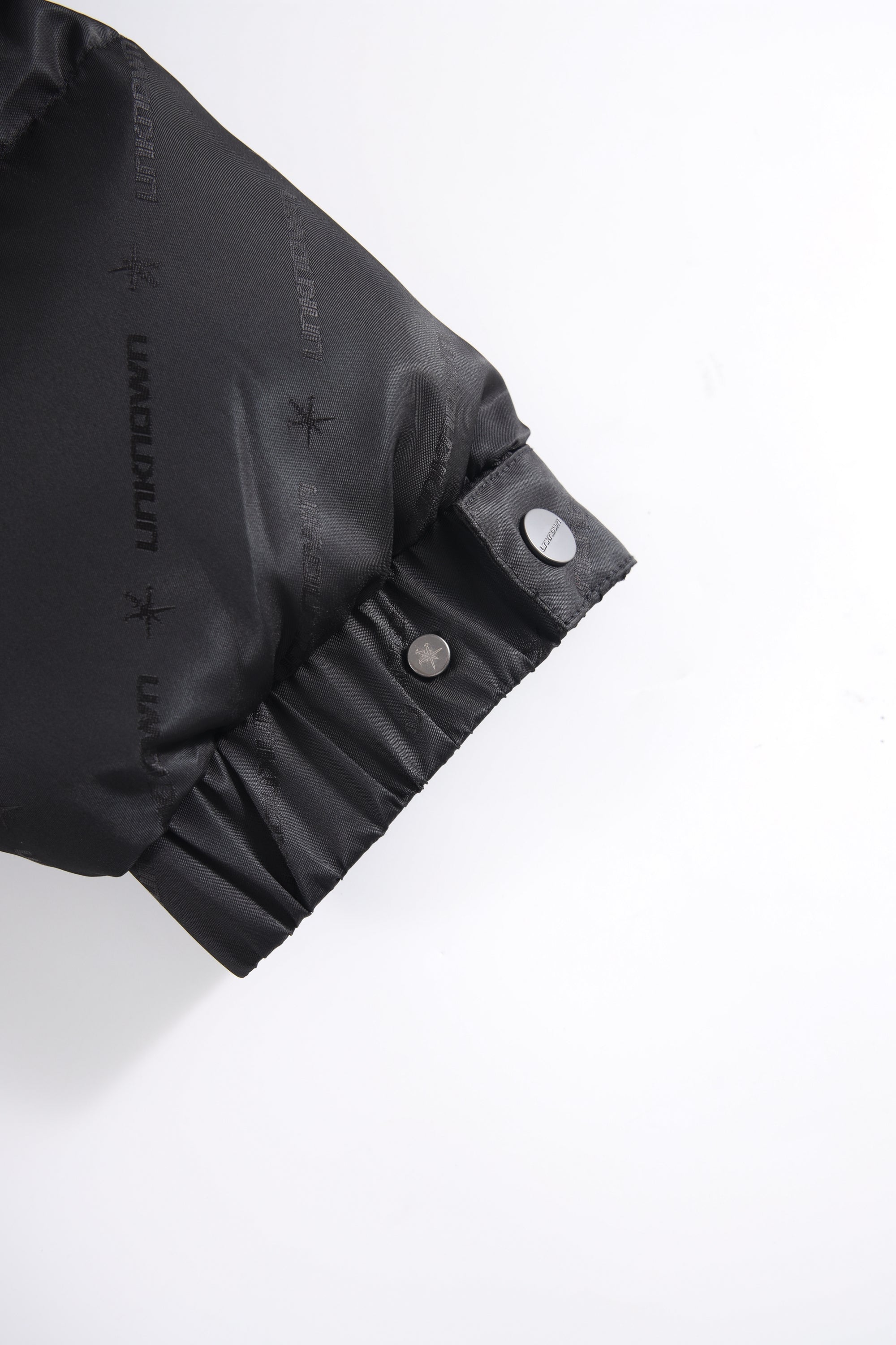 MONOGRAM PUFFER-IYAMIUIO