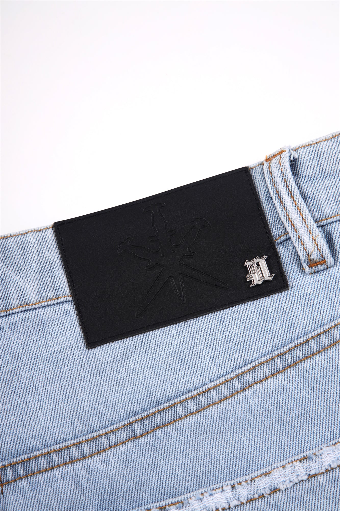 BLEACHED ZIP BAGGY DENIM-IYAMIUIO