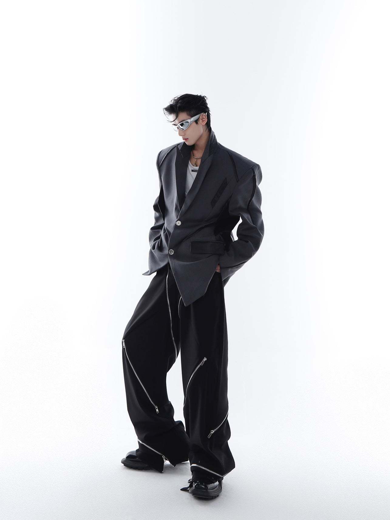 【23s Feb.】PU Shoulder Pad Jacket-IYAMIUIO