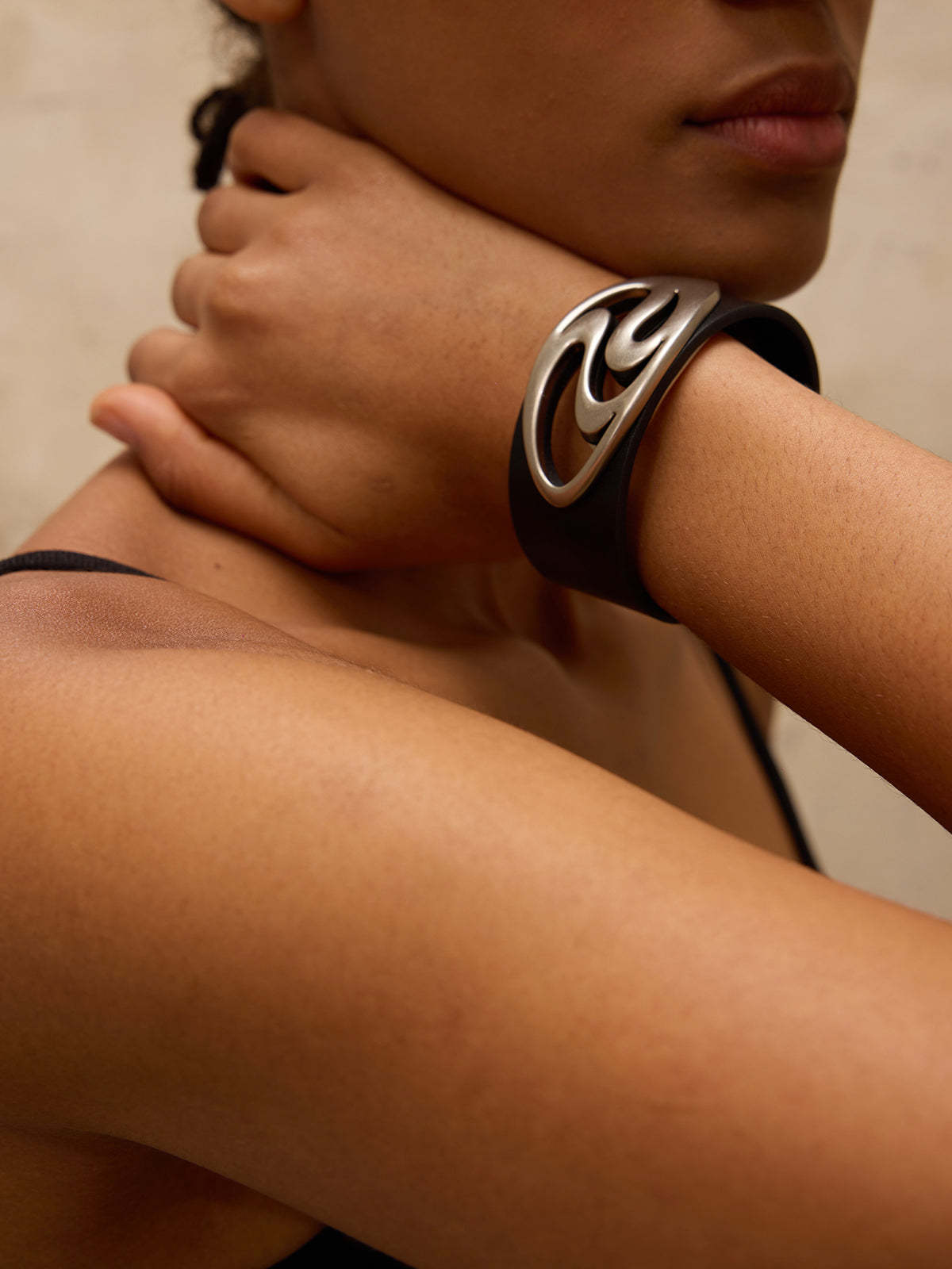 Personsoul Leather Bracelet-IYAMIUIO