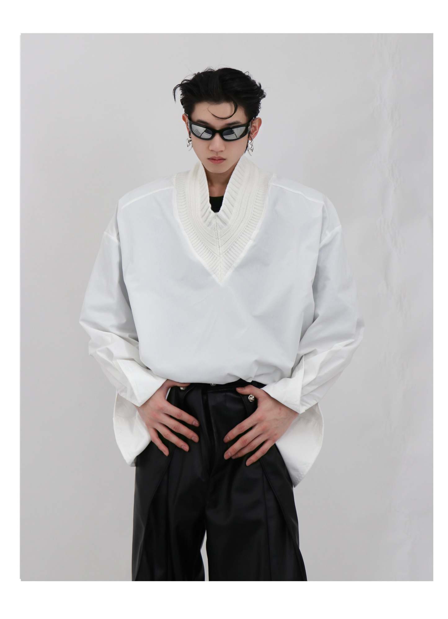 V-shaped Shirt-IYAMIUIO