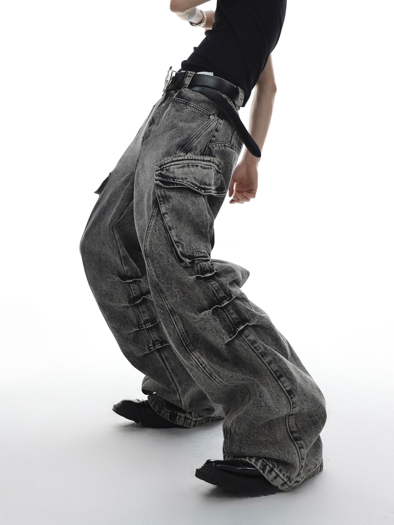 【23s May.】Huge Pocket Wrinkled Jeans-IYAMIUIO