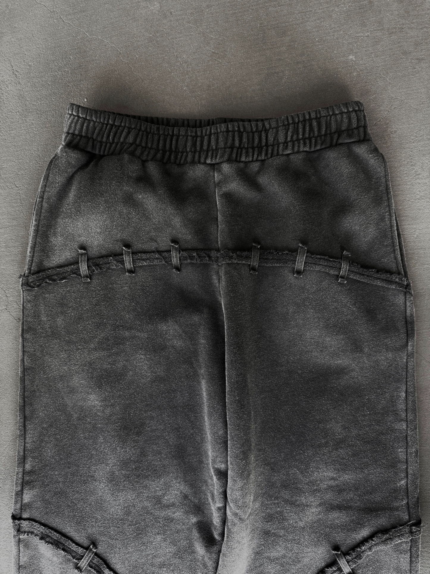 “E.T” Sweats-IYAMIUIO