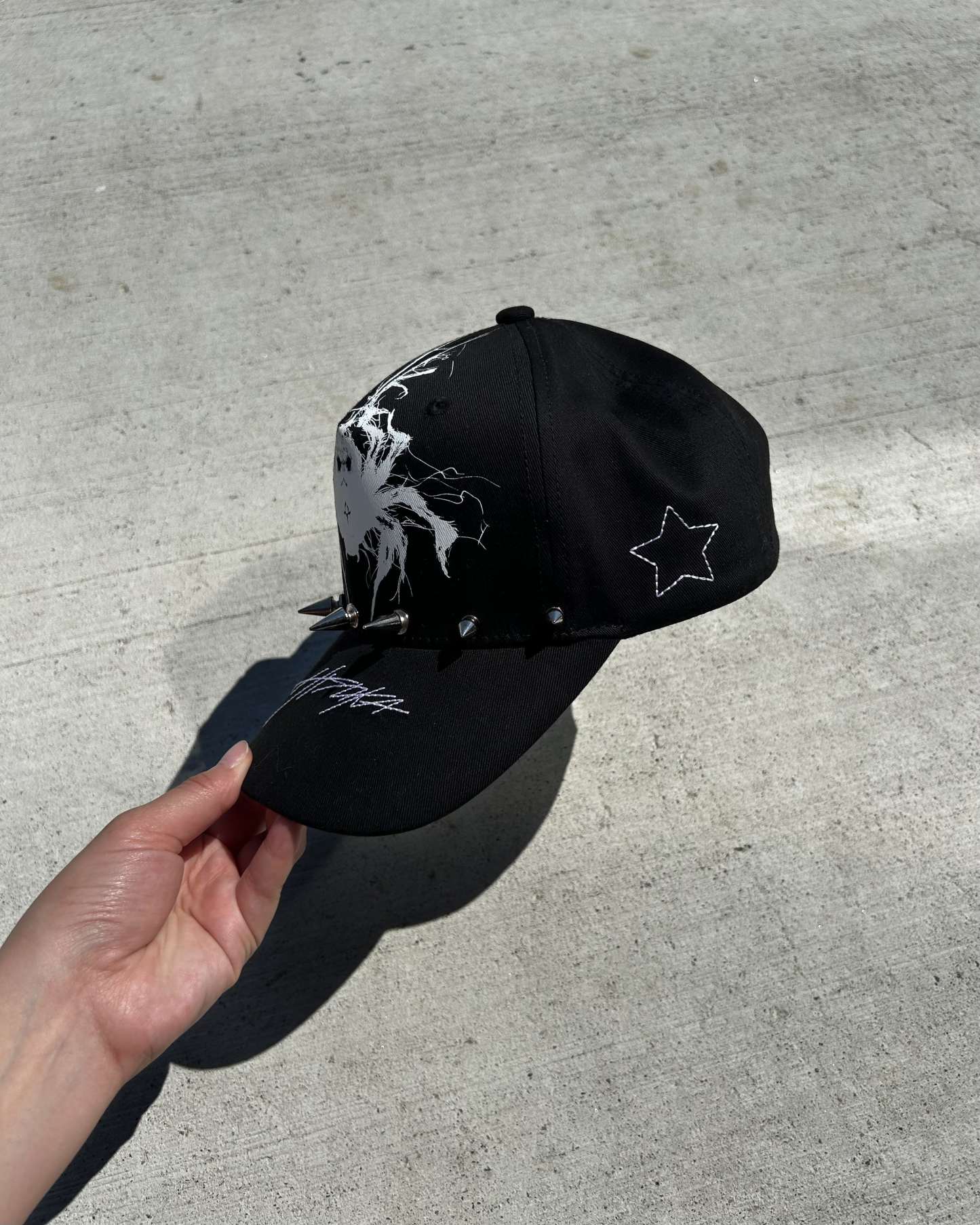 Trickster Cap-IYAMIUIO