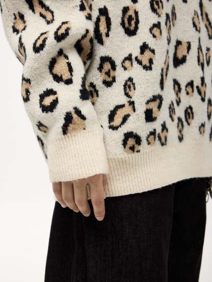 Aelfric Eden Apricot Leopard Print Sweater-IYAMIUIO