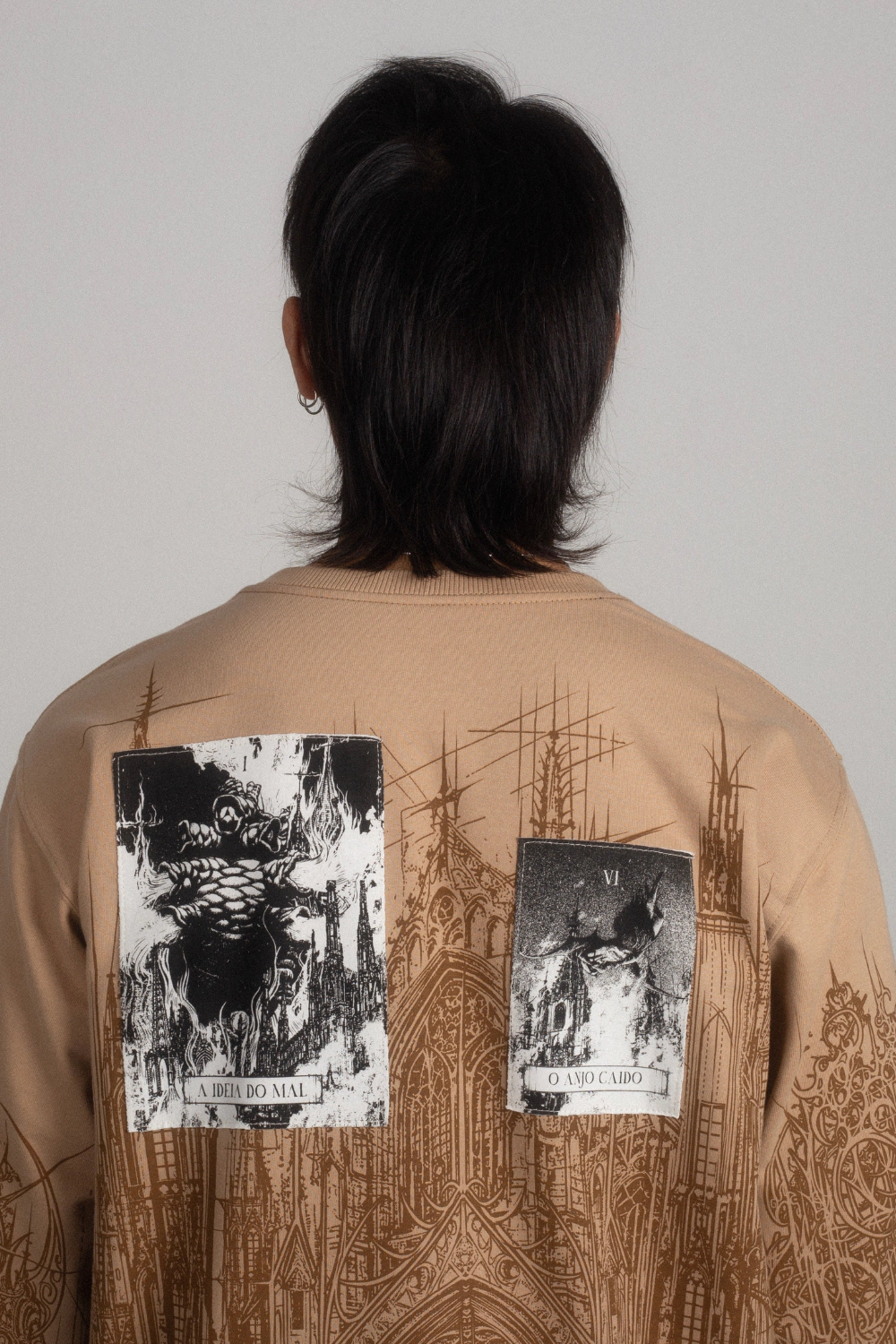 Moletinho Museum Long Sleeve-IYAMIUIO