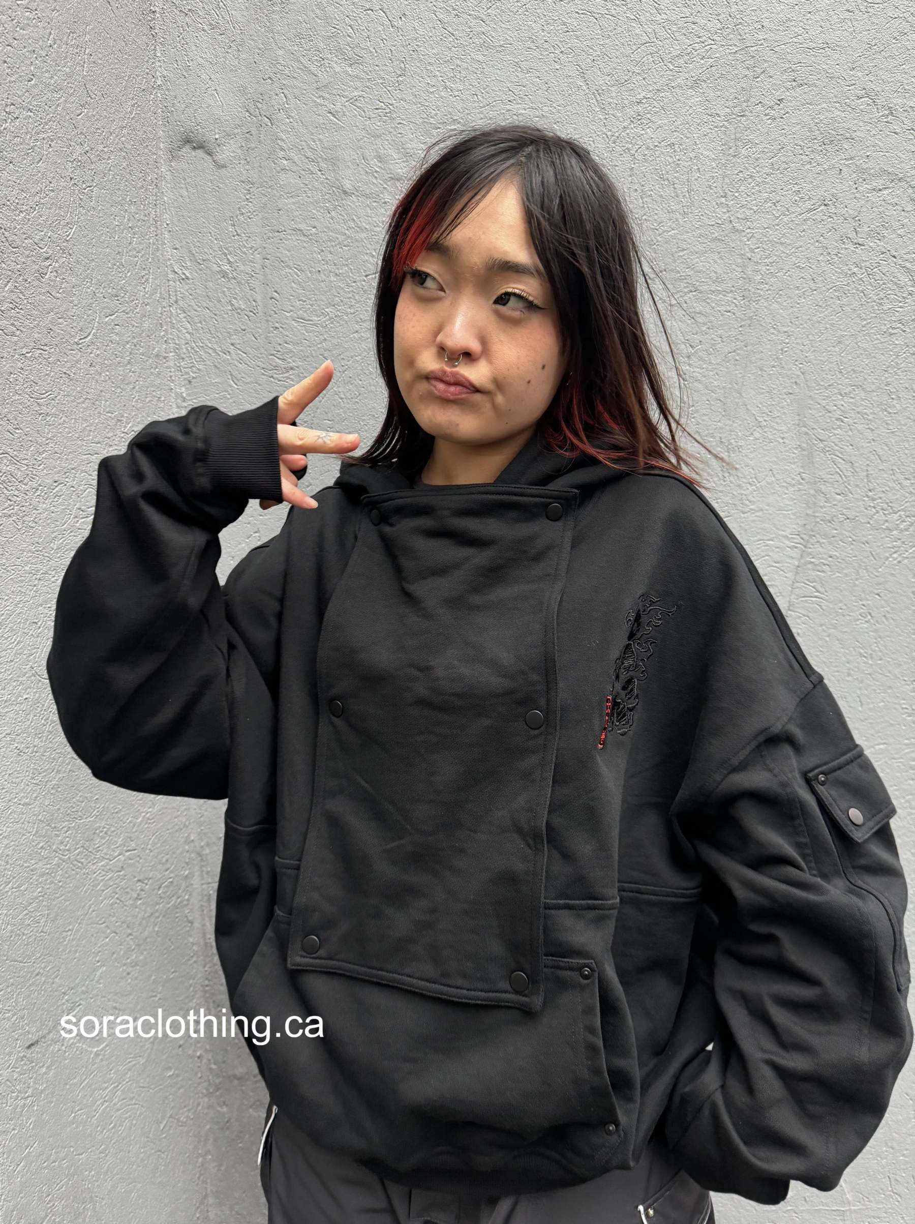 "Flame" Hoodie Black-IYAMIUIO