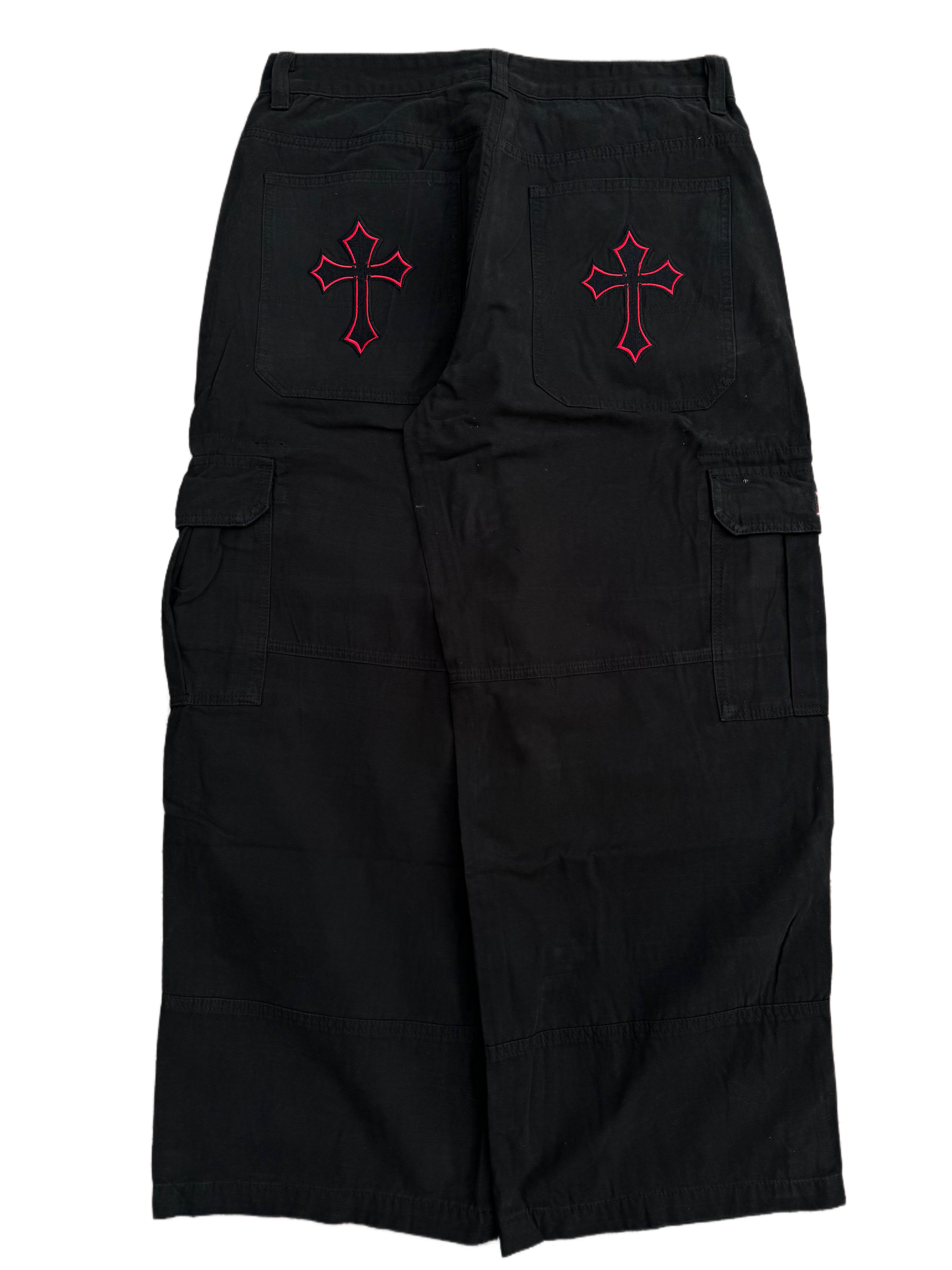 Black Red Cross  Cargos-IYAMIUIO