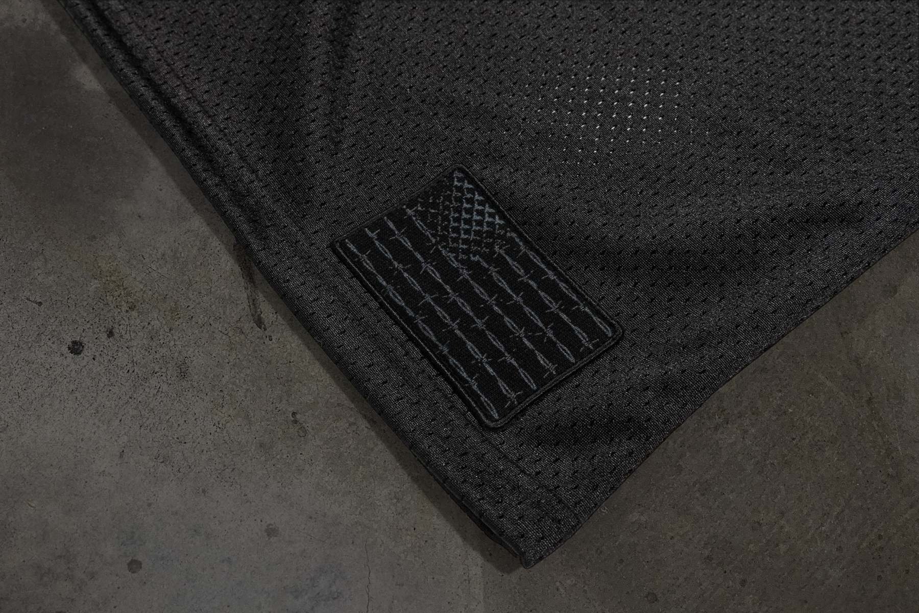 DIGGING TEAM JERSEY (NOIR)-IYAMIUIO