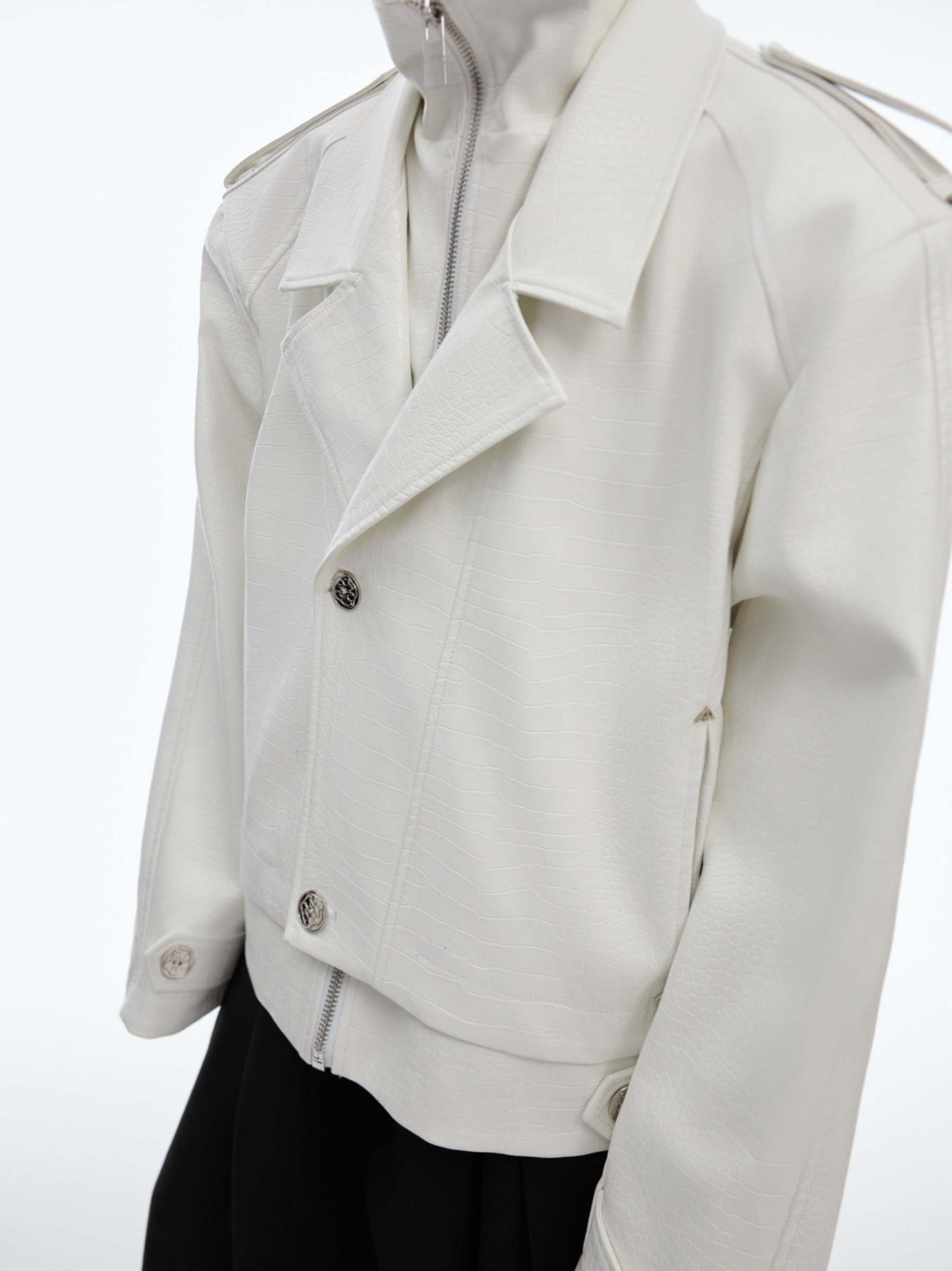 【24s Oct.】Fake Two-piece Crocodile Print Short Leather Jacket-IYAMIUIO