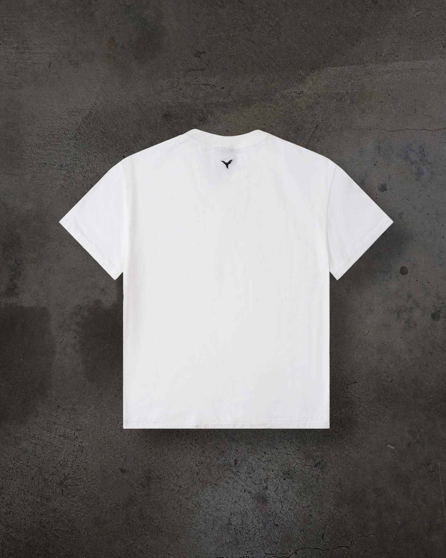 CROPPED BLANK TEE (WHITE)-IYAMIUIO