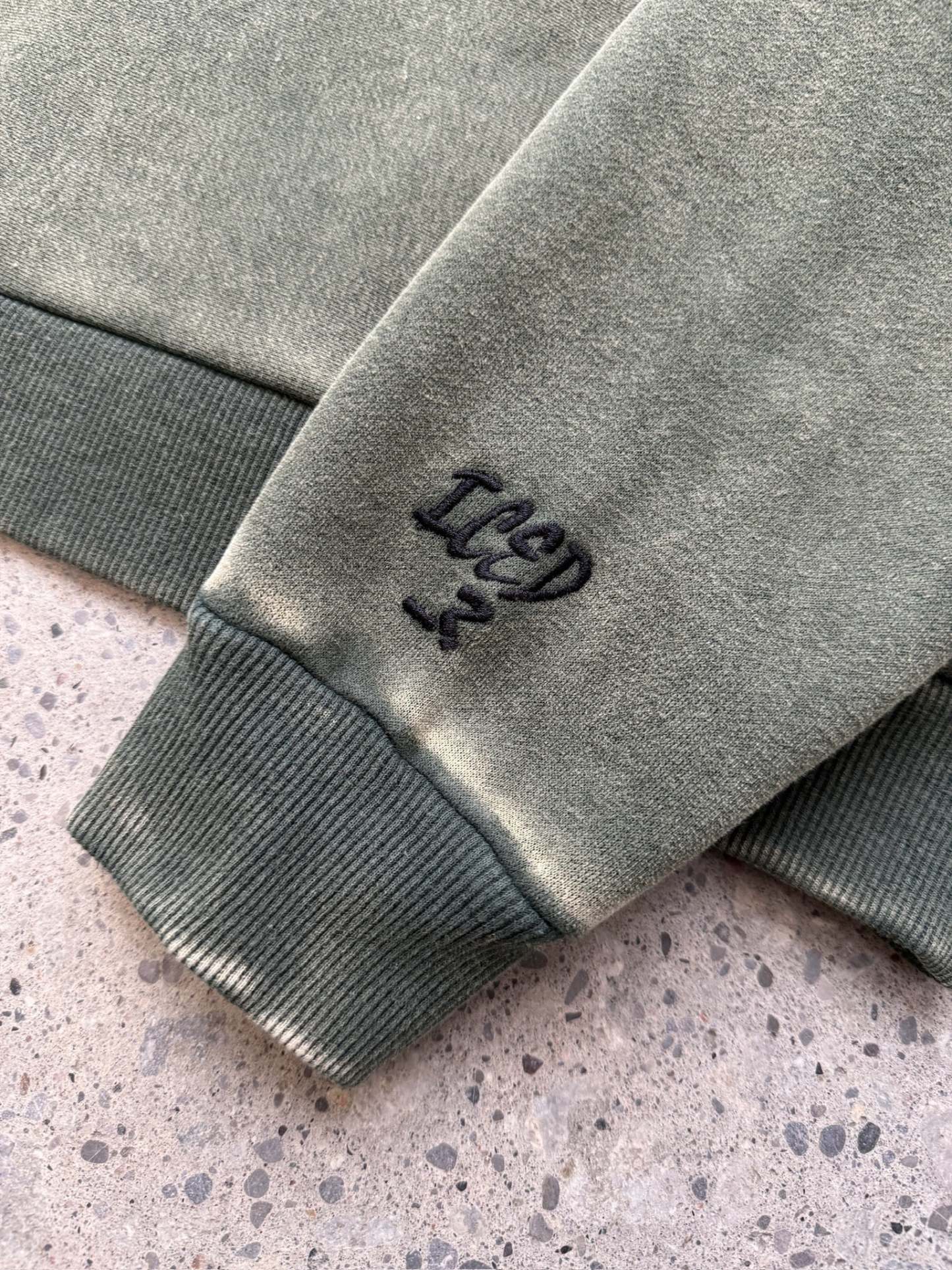 "DAYS" Hoodie-IYAMIUIO