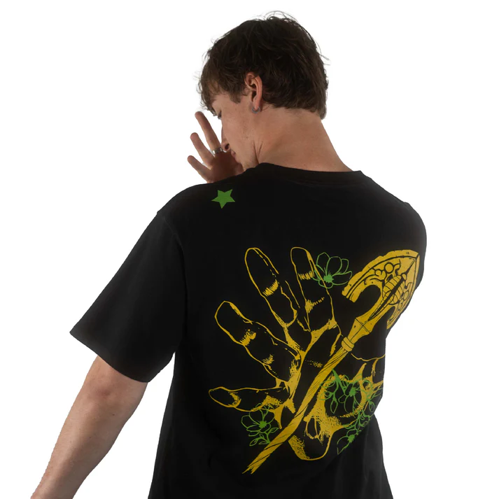 Requiem Tee-JO.JO-IYAMIUIO