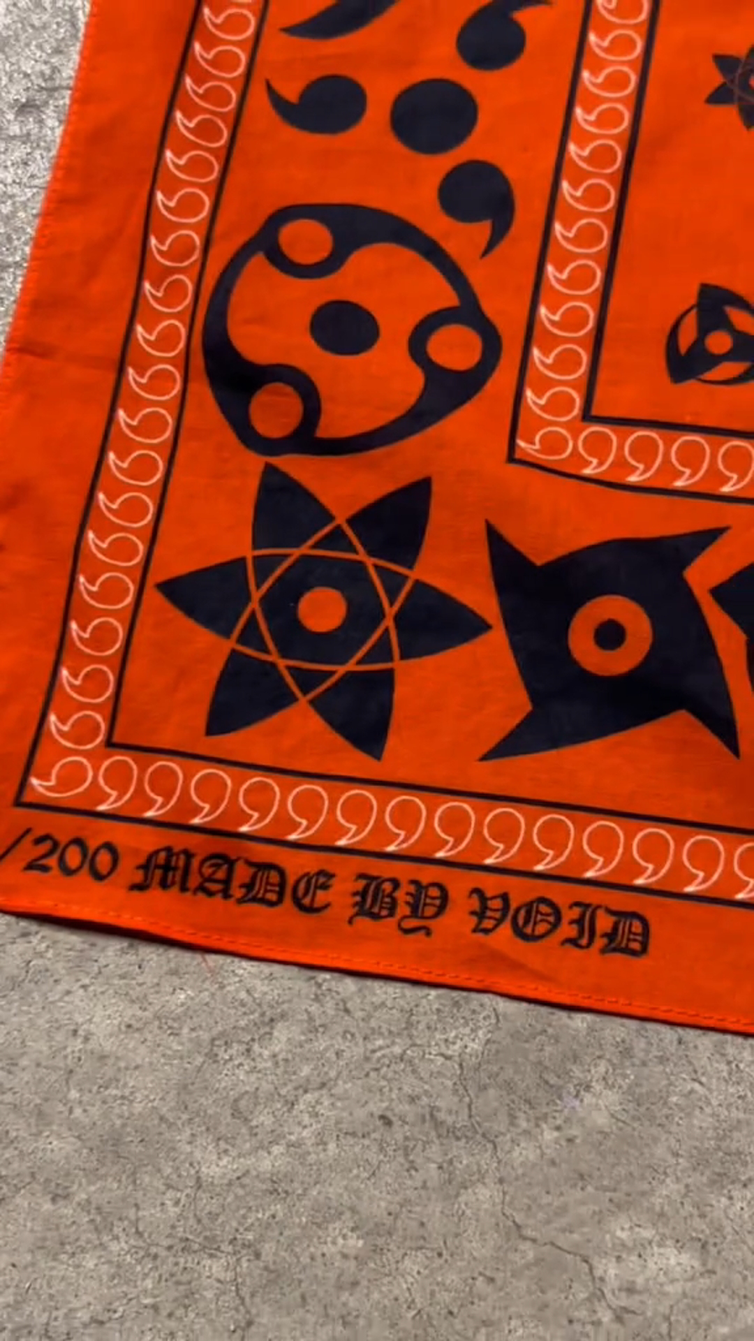 Disappear Bandana-IYAMIUIO