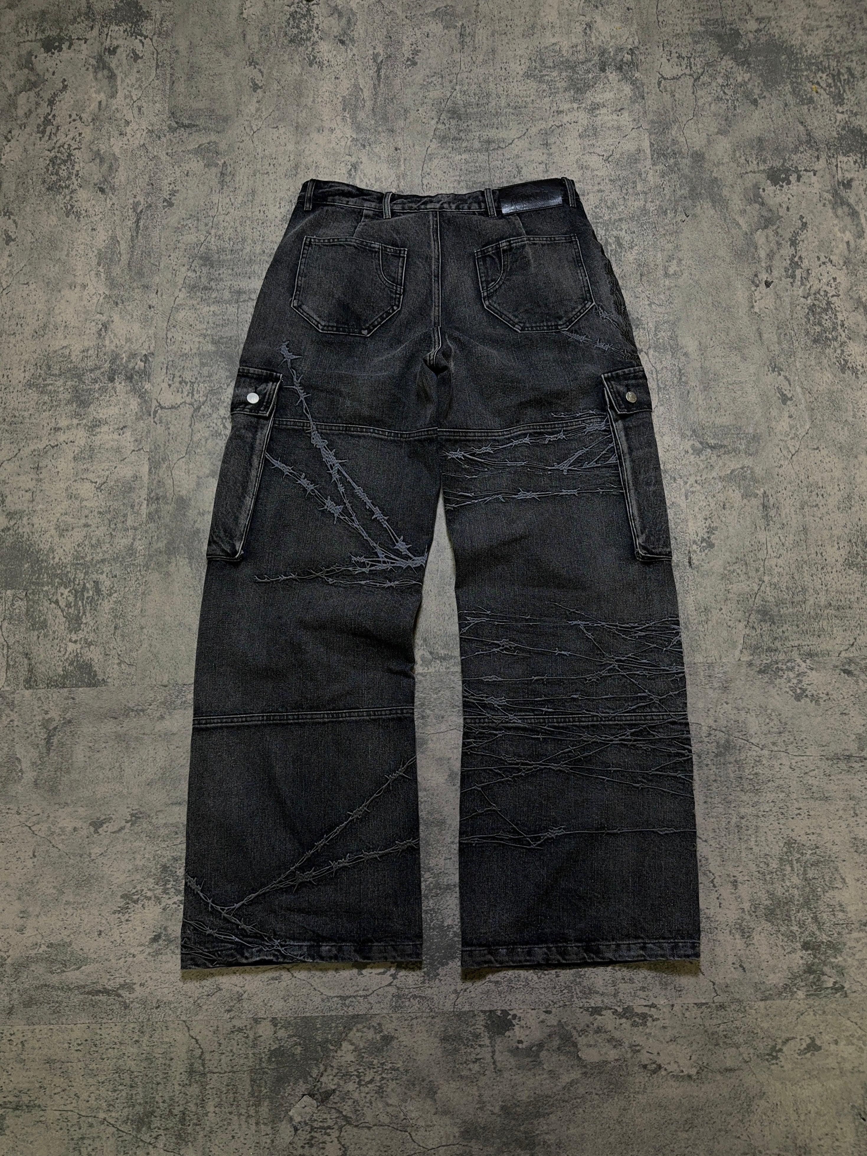 BARBED WIRE CARGOS (COAL)-IYAMIUIO