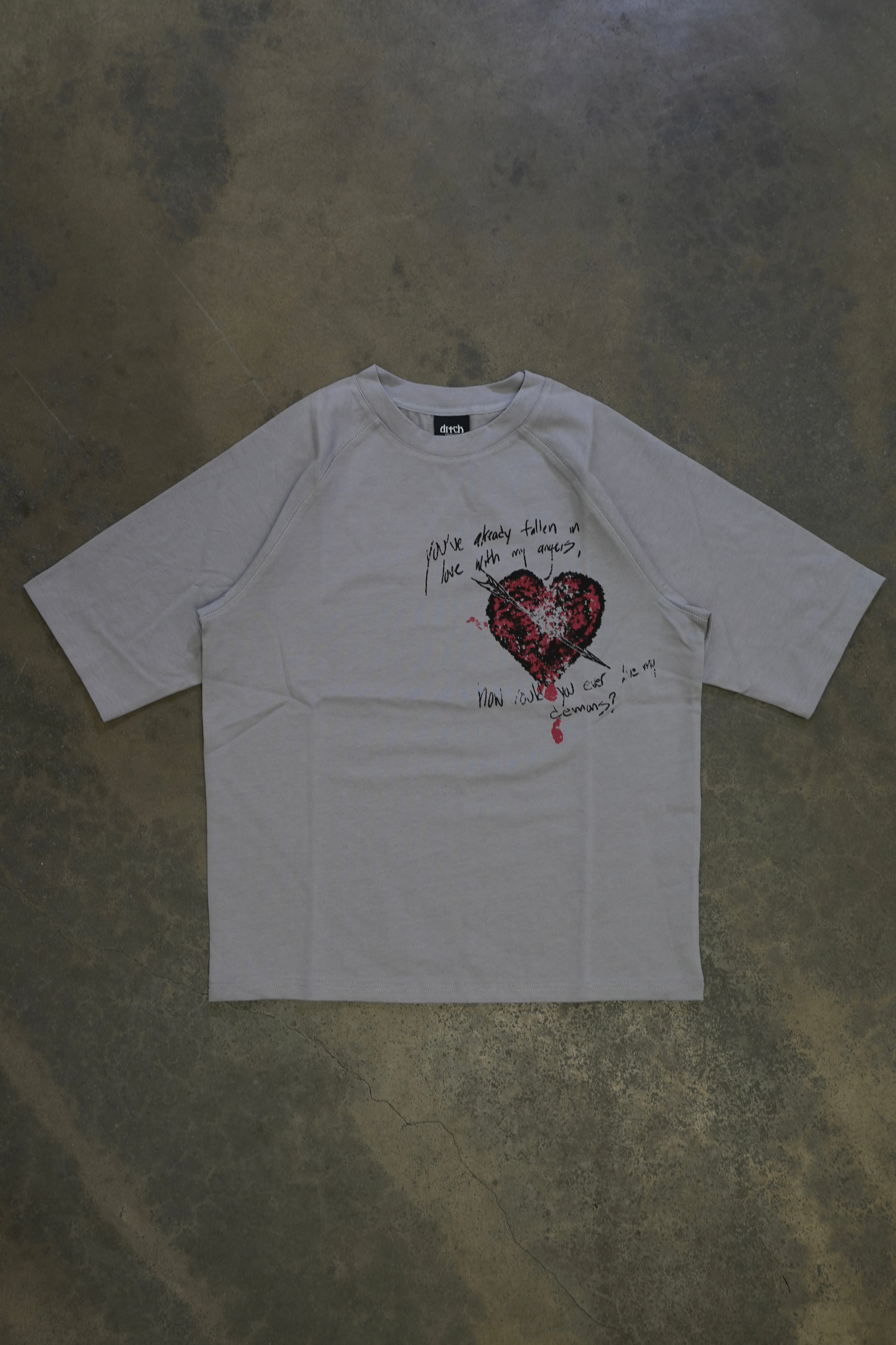 DEMONS TEE (IVORY)-IYAMIUIO