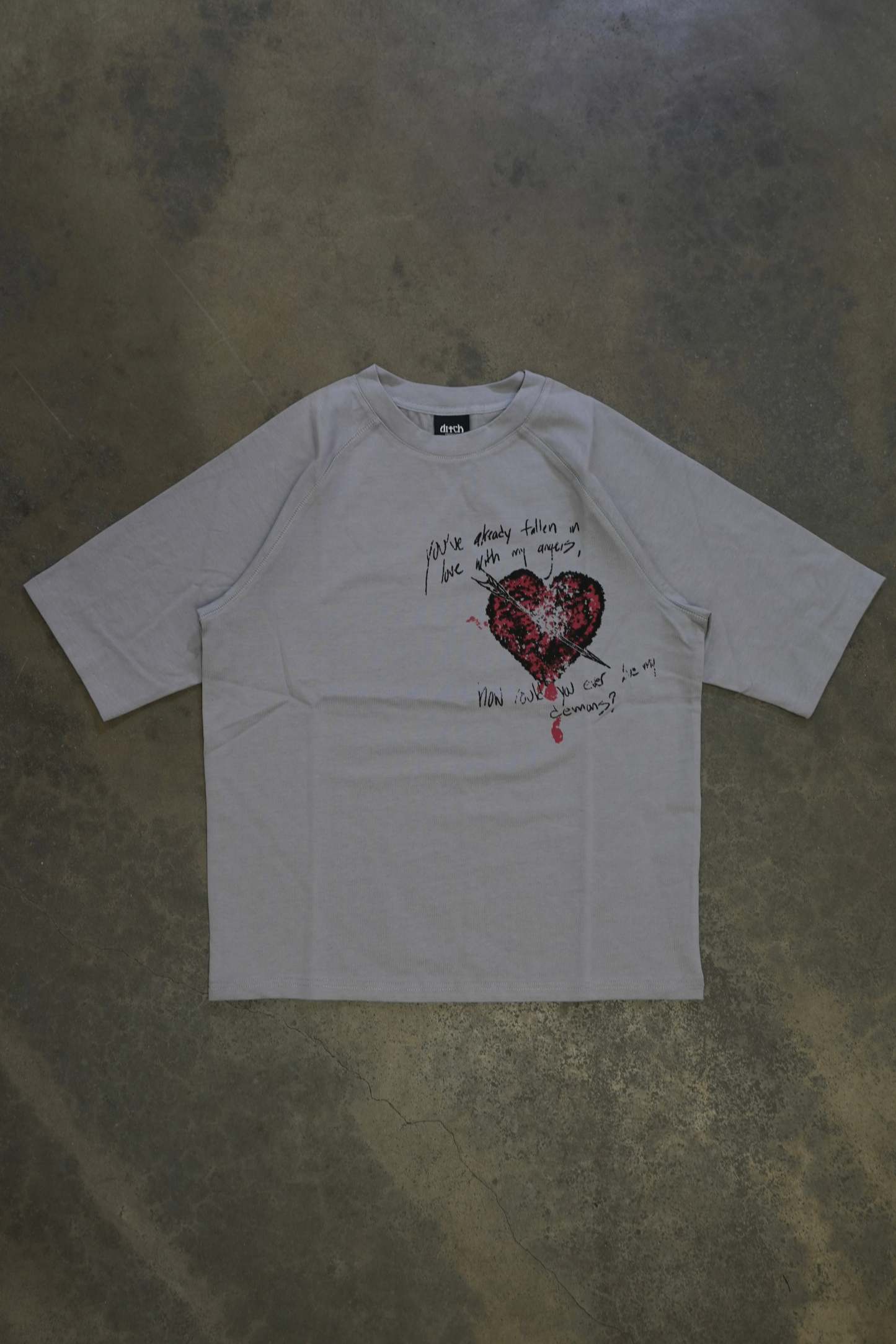 DEMONS TEE (IVORY)-IYAMIUIO