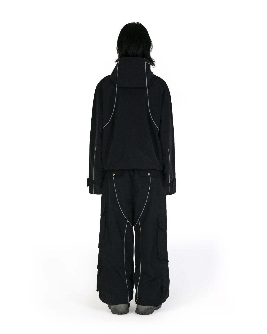 Tech Cargo Black-IYAMIUIO