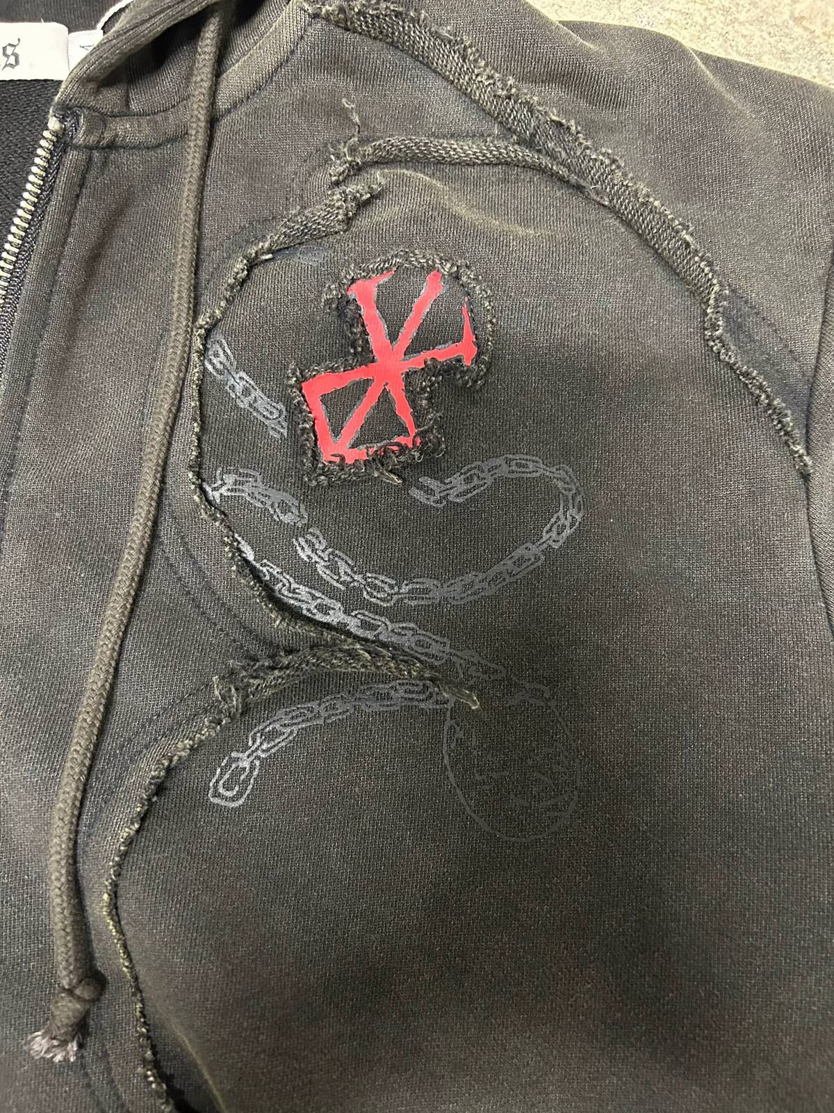 BERSERK ZIP UP HOODIE-IYAMIUIO