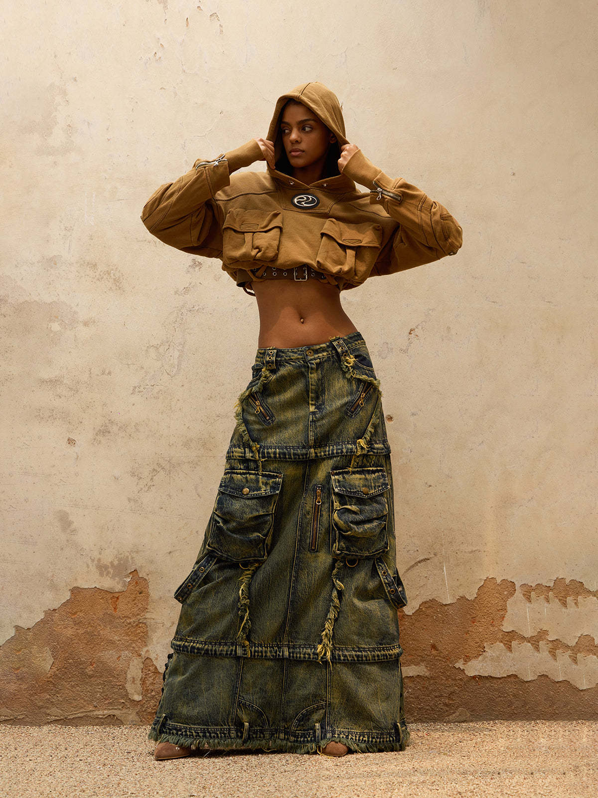 Personsoul Mutiple Pocket Short Hoodie-IYAMIUIO