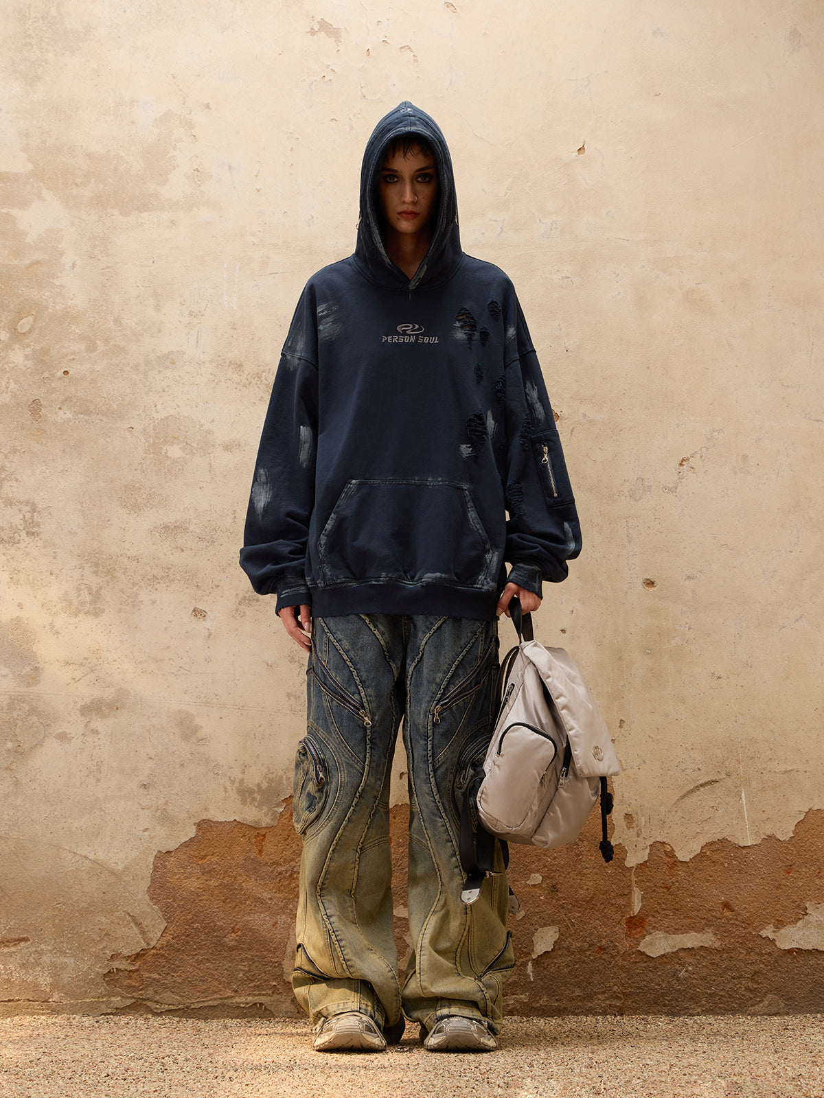 Personsoul Ripped Dirty Hoodie-IYAMIUIO