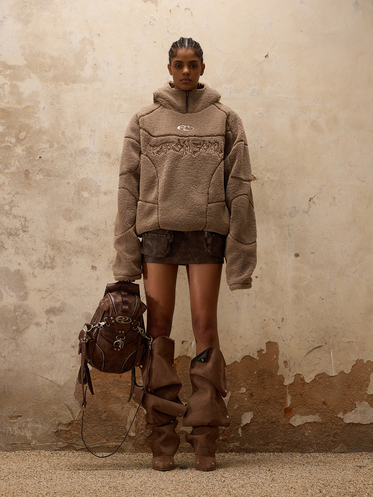 Personsoul Sherpa Hoodie-IYAMIUIO