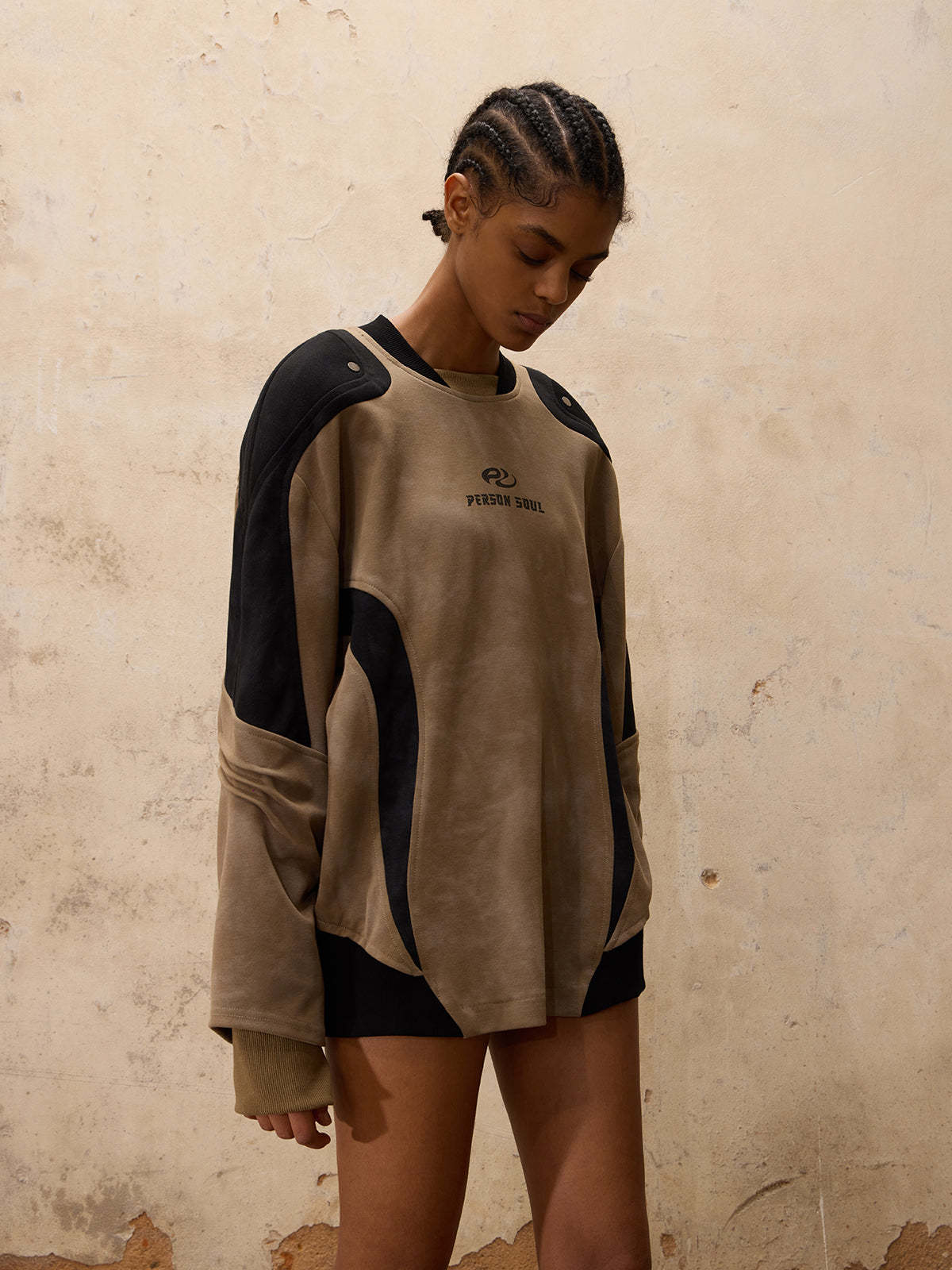 Personsoul Distressed Sweatshirt-IYAMIUIO