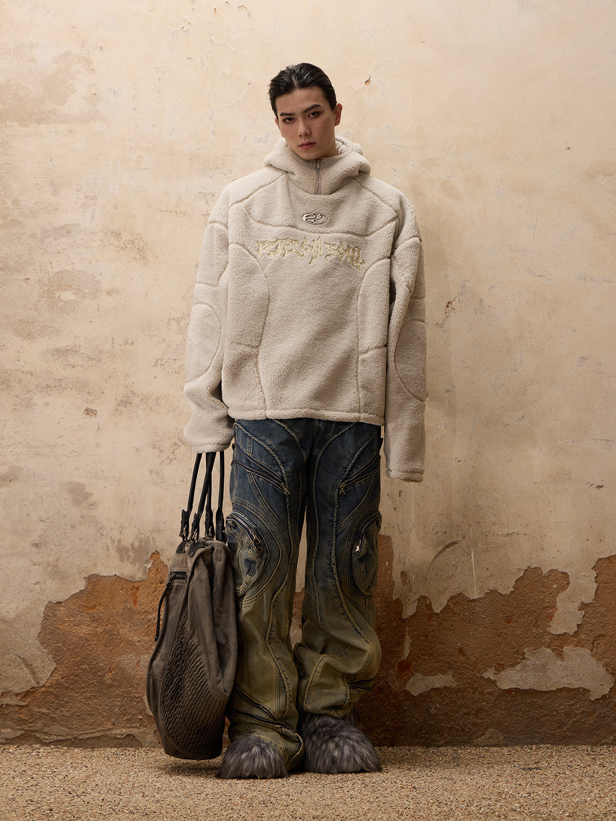 Personsoul Sherpa Hoodie-IYAMIUIO