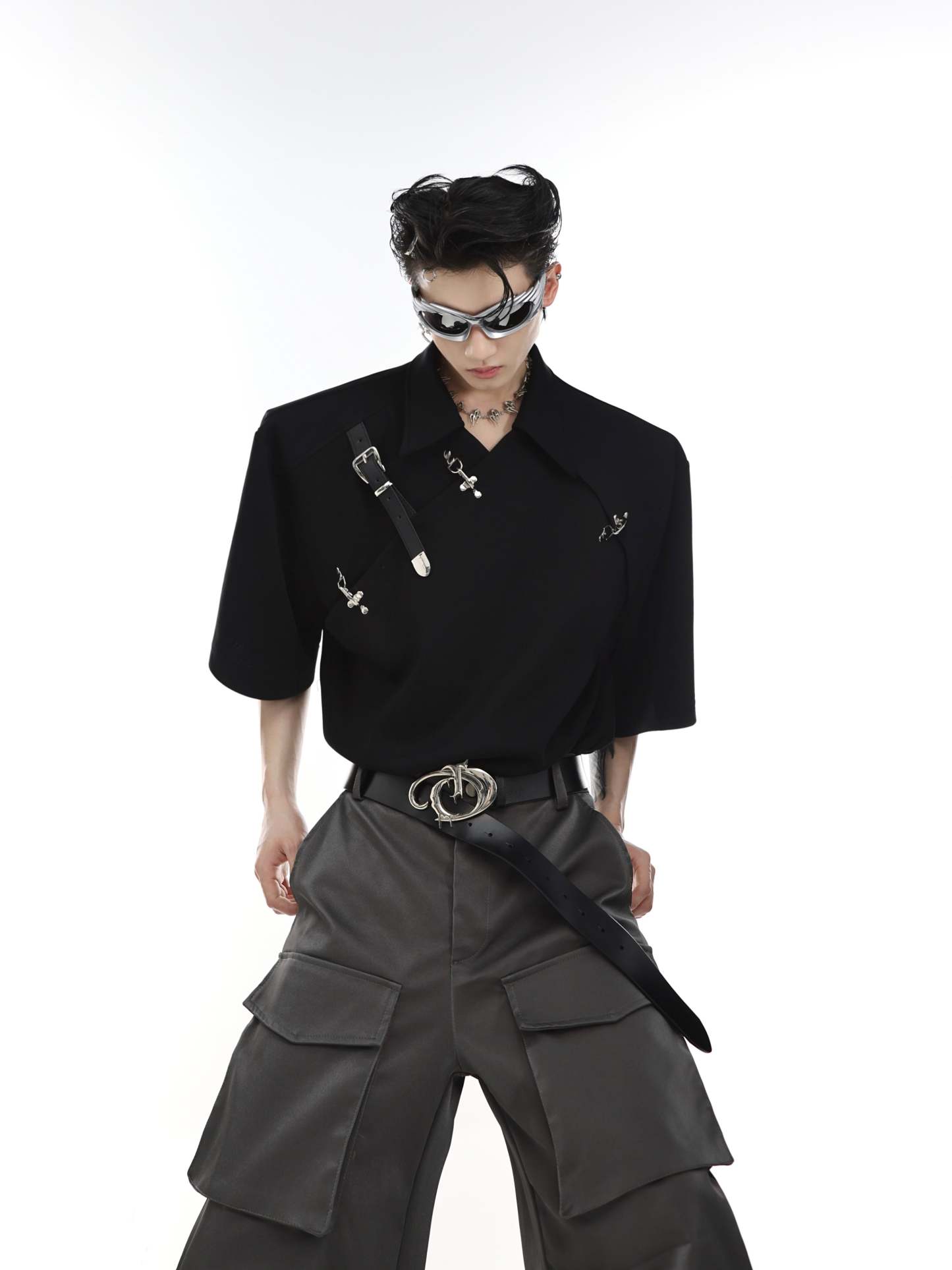 【23s Jun.】Belt Buckle Shoulder Pad T-shirt-IYAMIUIO