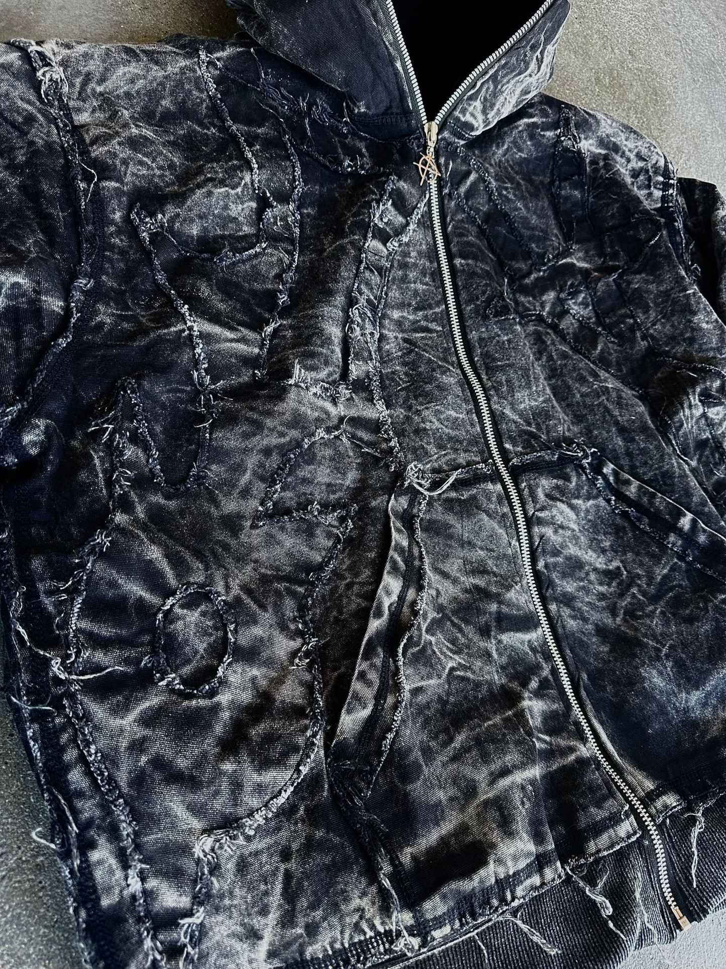 "Resistance" Jacket Full-Zip-IYAMIUIO