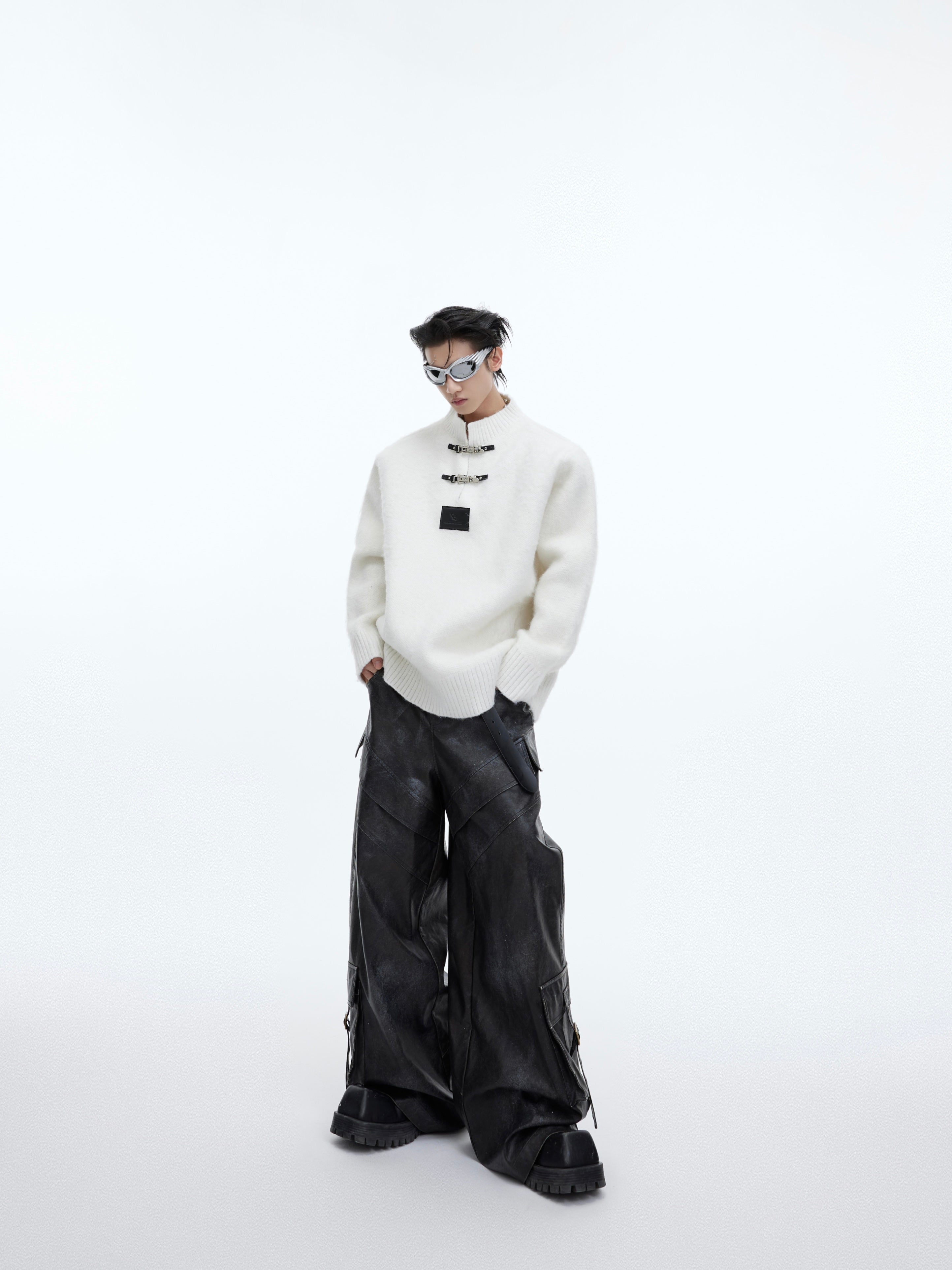 【24s January.】Round Neck Metal Buckle Thickened Sweater-IYAMIUIO