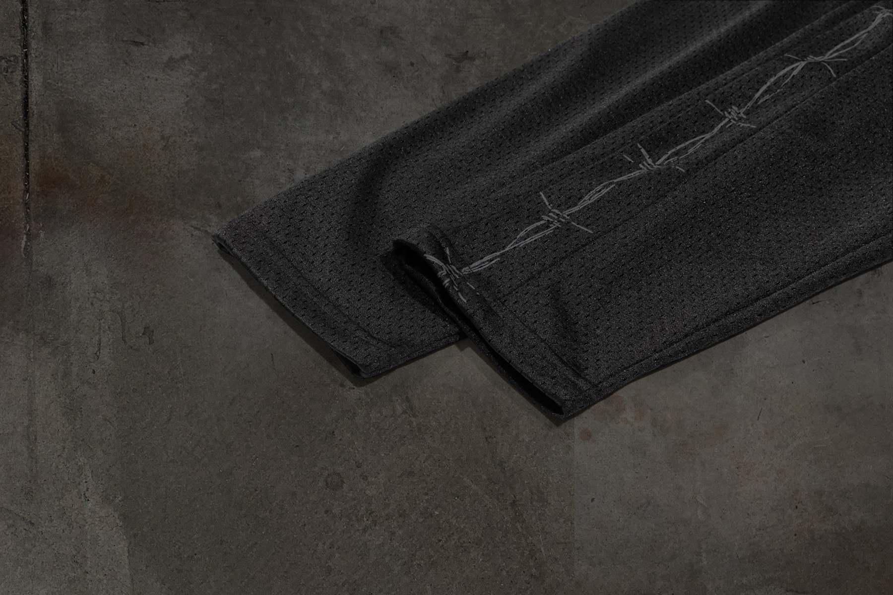 DIGGING TEAM JERSEY (NOIR)-IYAMIUIO