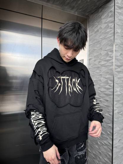 "Colosssal" Hoodie-IYAMIUIO