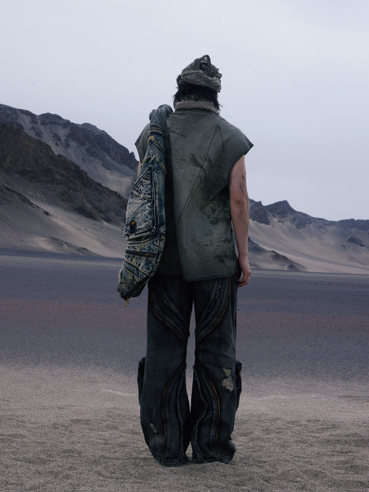 Personsoul Dirty Ripped Denim Baggy Jeans-IYAMIUIO