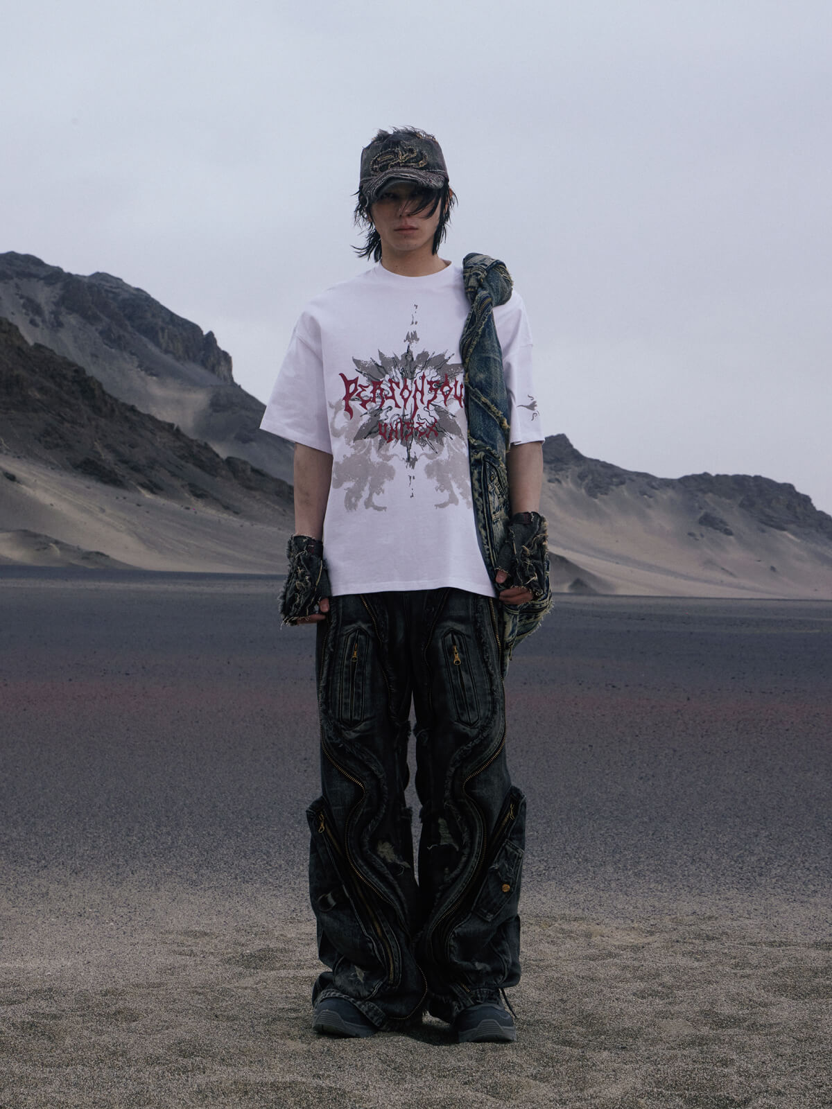 Personsoul Dirty Ripped Denim Baggy Jeans-IYAMIUIO