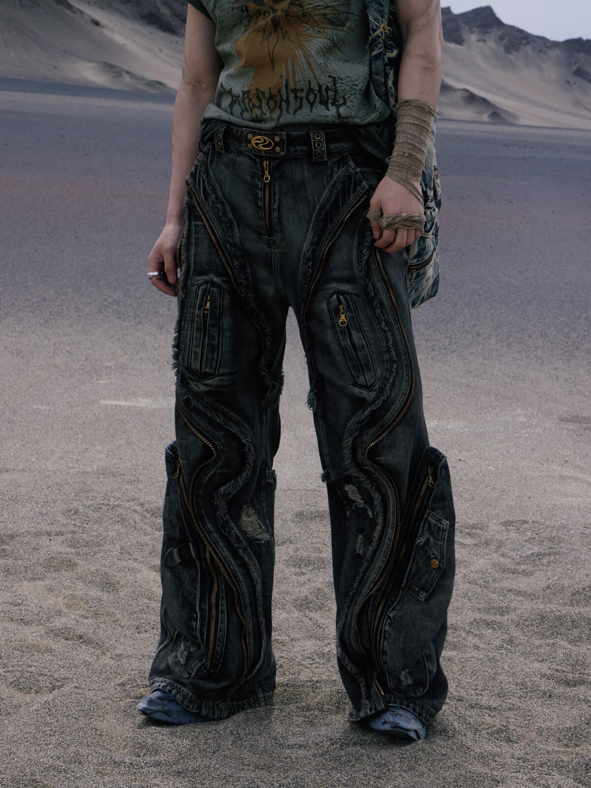 Personsoul Dirty Ripped Denim Baggy Jeans-IYAMIUIO