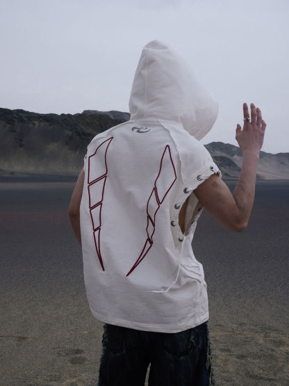 Personsoul Button Collar Hooded Sleeveless Sweatshirt-IYAMIUIO