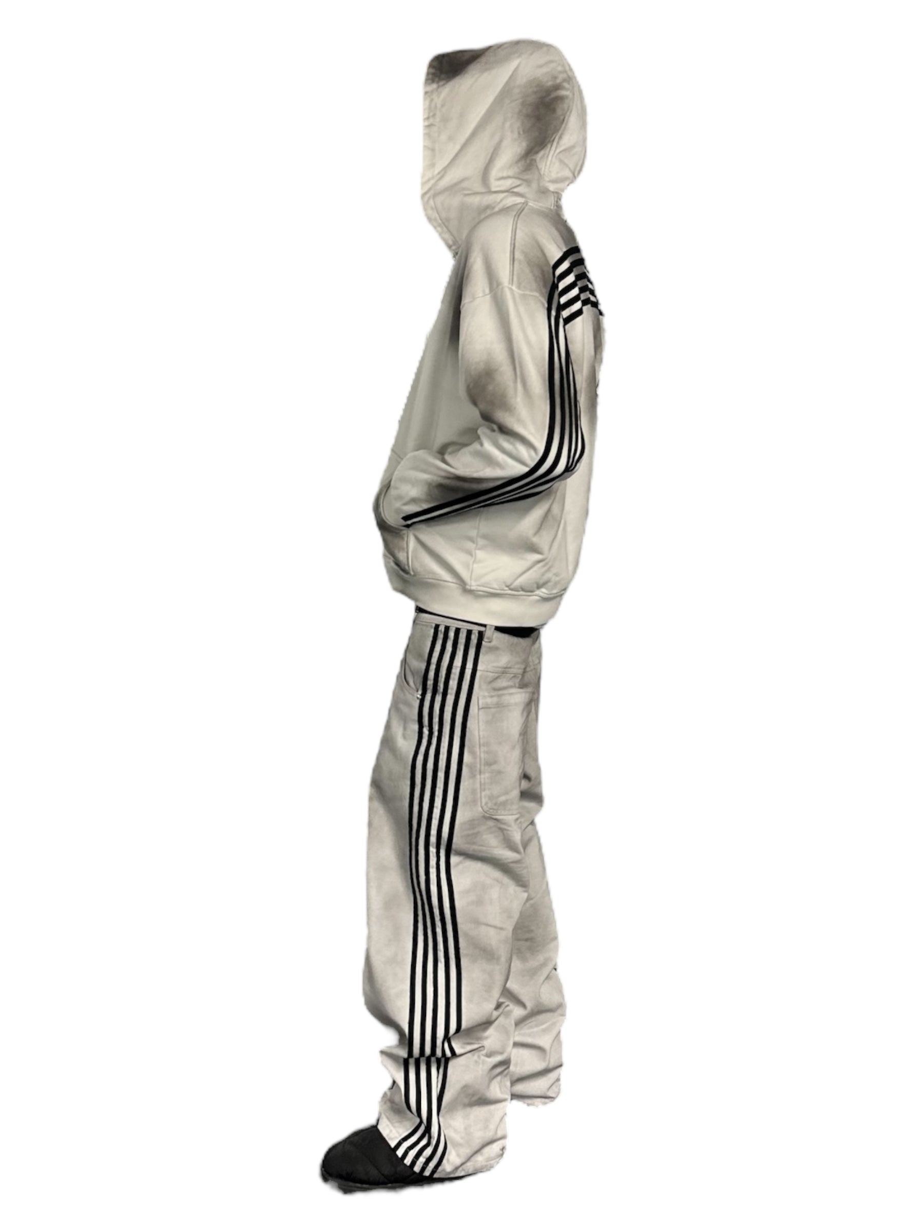 TRACK JEANS (WHITE)-IYAMIUIO