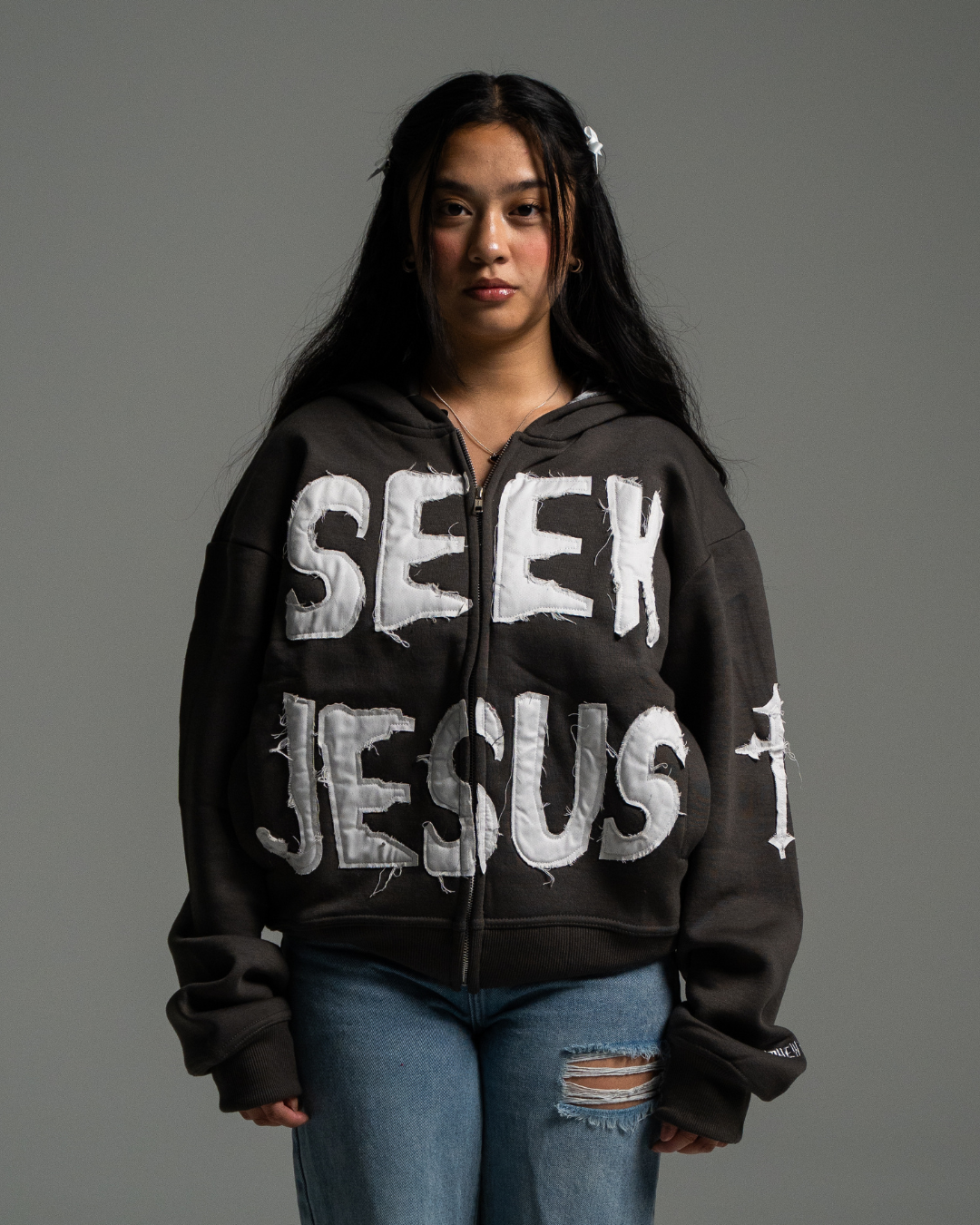 SEEK JESUS (GREY)-IYAMIUIO