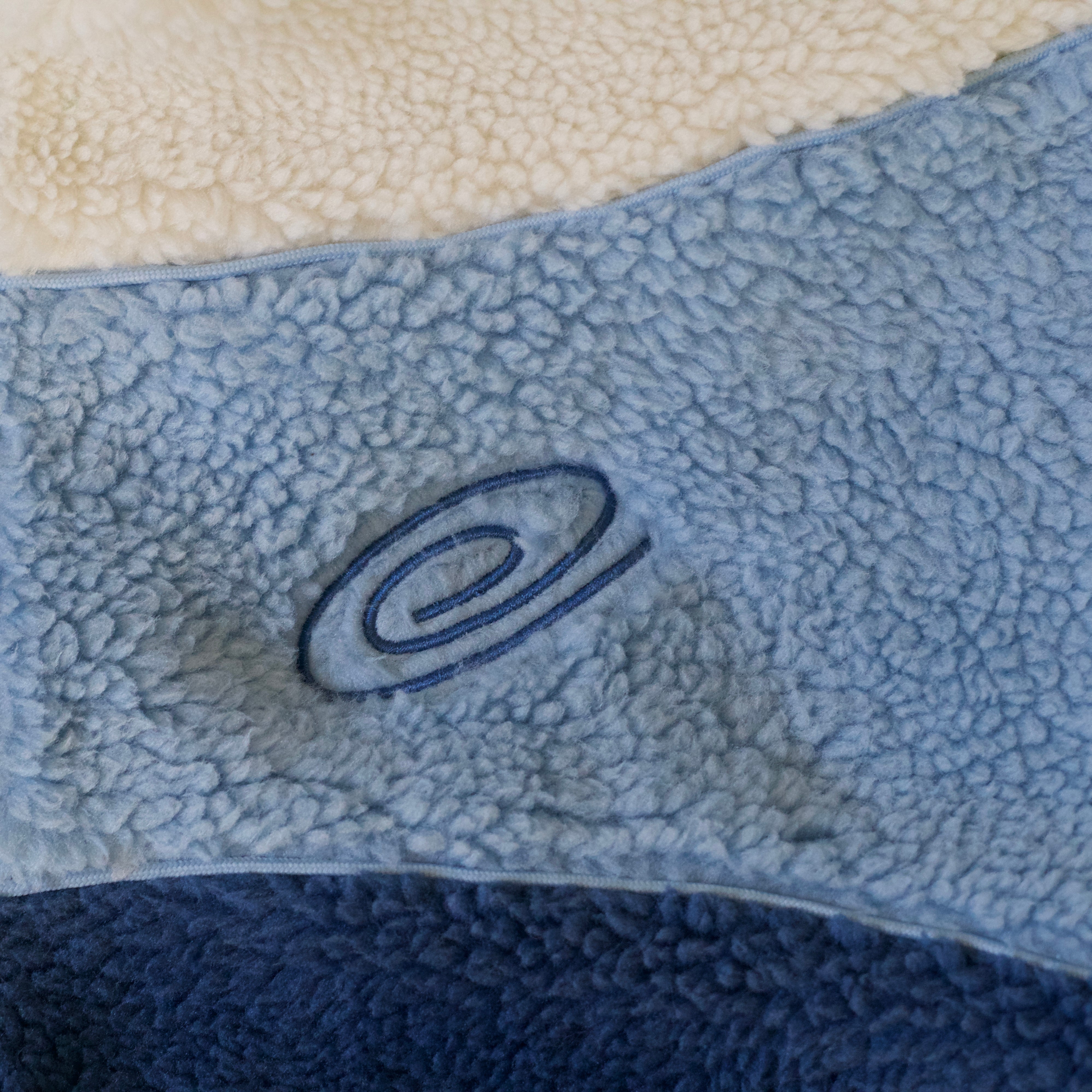 Arctic Reversible Fleece-IYAMIUIO