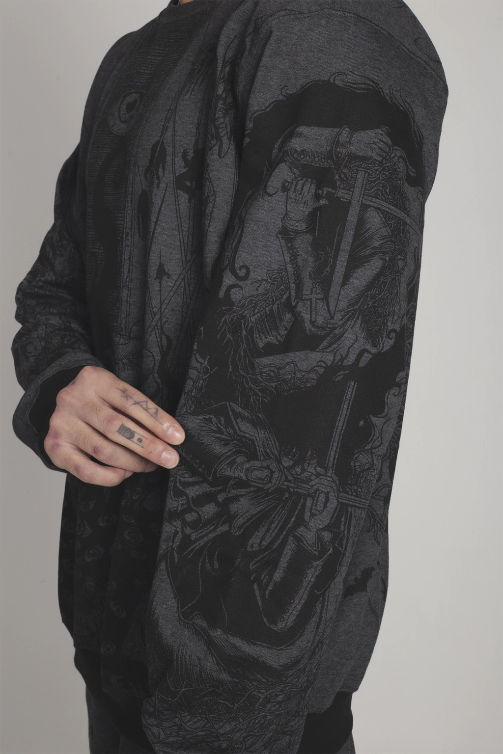 Hellsing Alucard Long Sleeve-IYAMIUIO