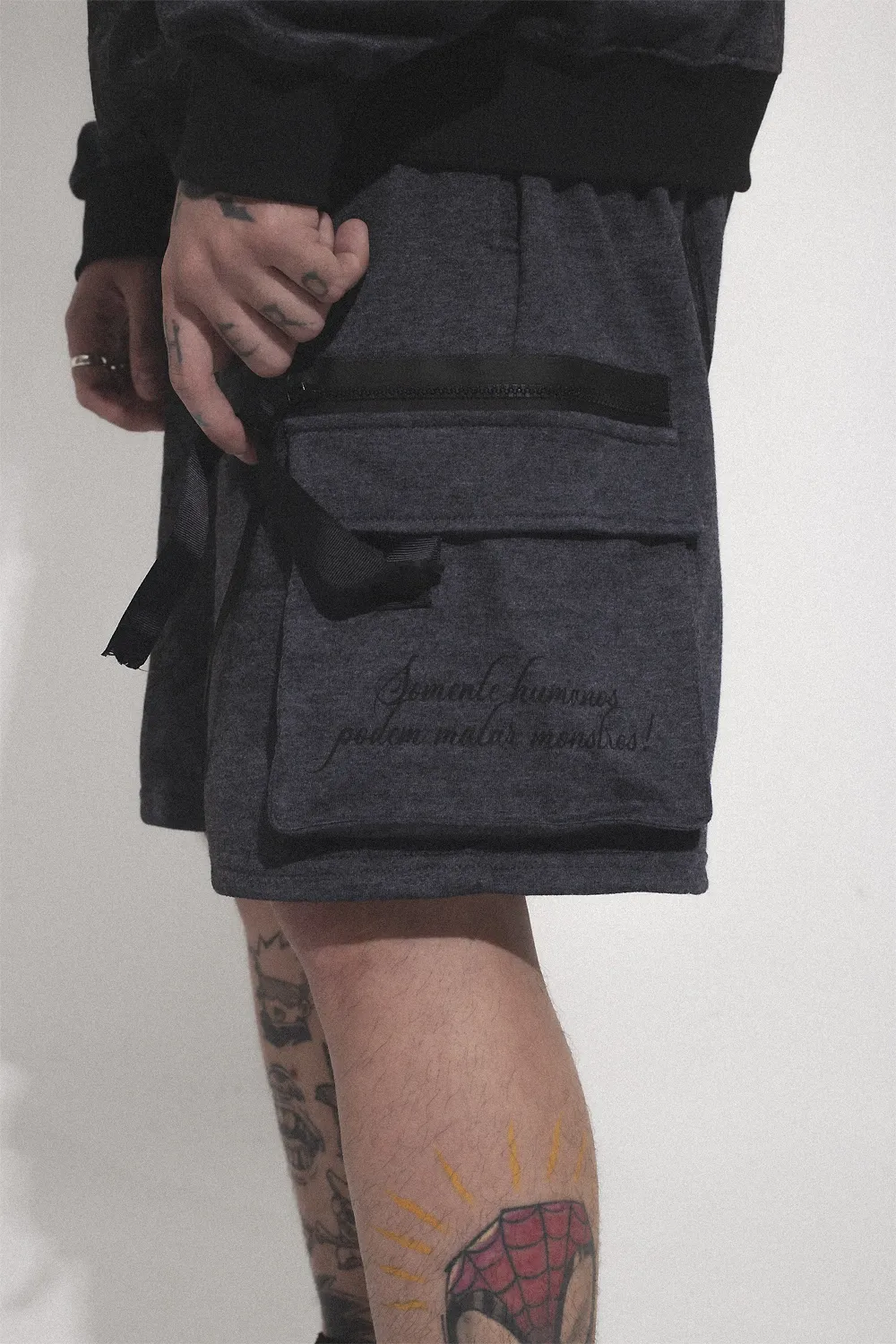 Hellsing Alucard Shorts-IYAMIUIO