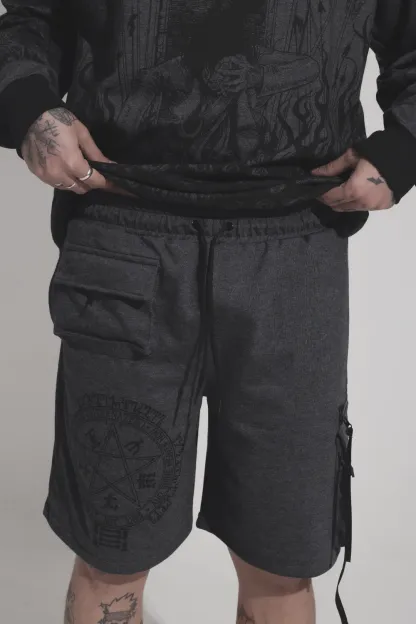 Hellsing Alucard Shorts-IYAMIUIO