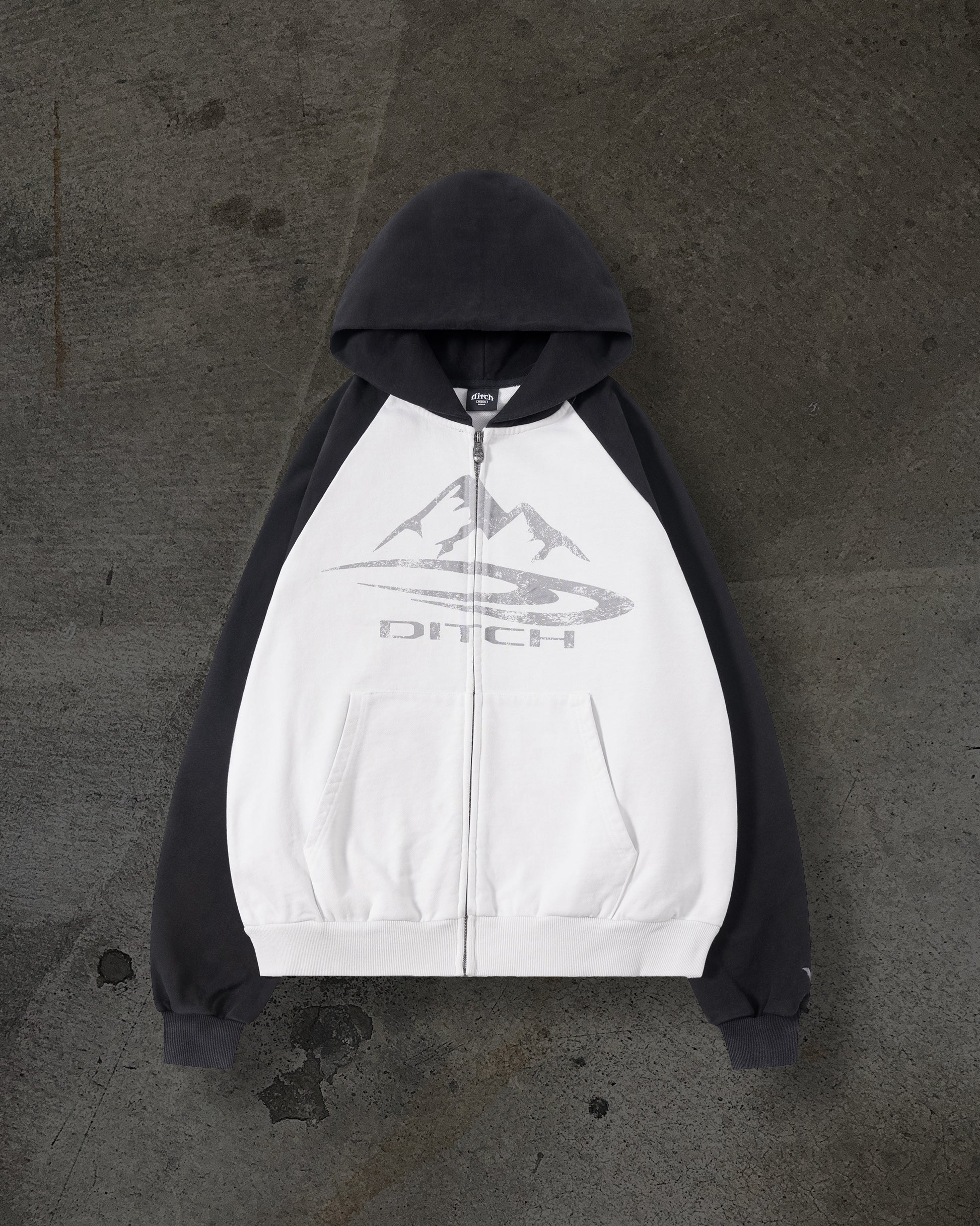 SUMMIT ZIPUP (WHITE)-IYAMIUIO