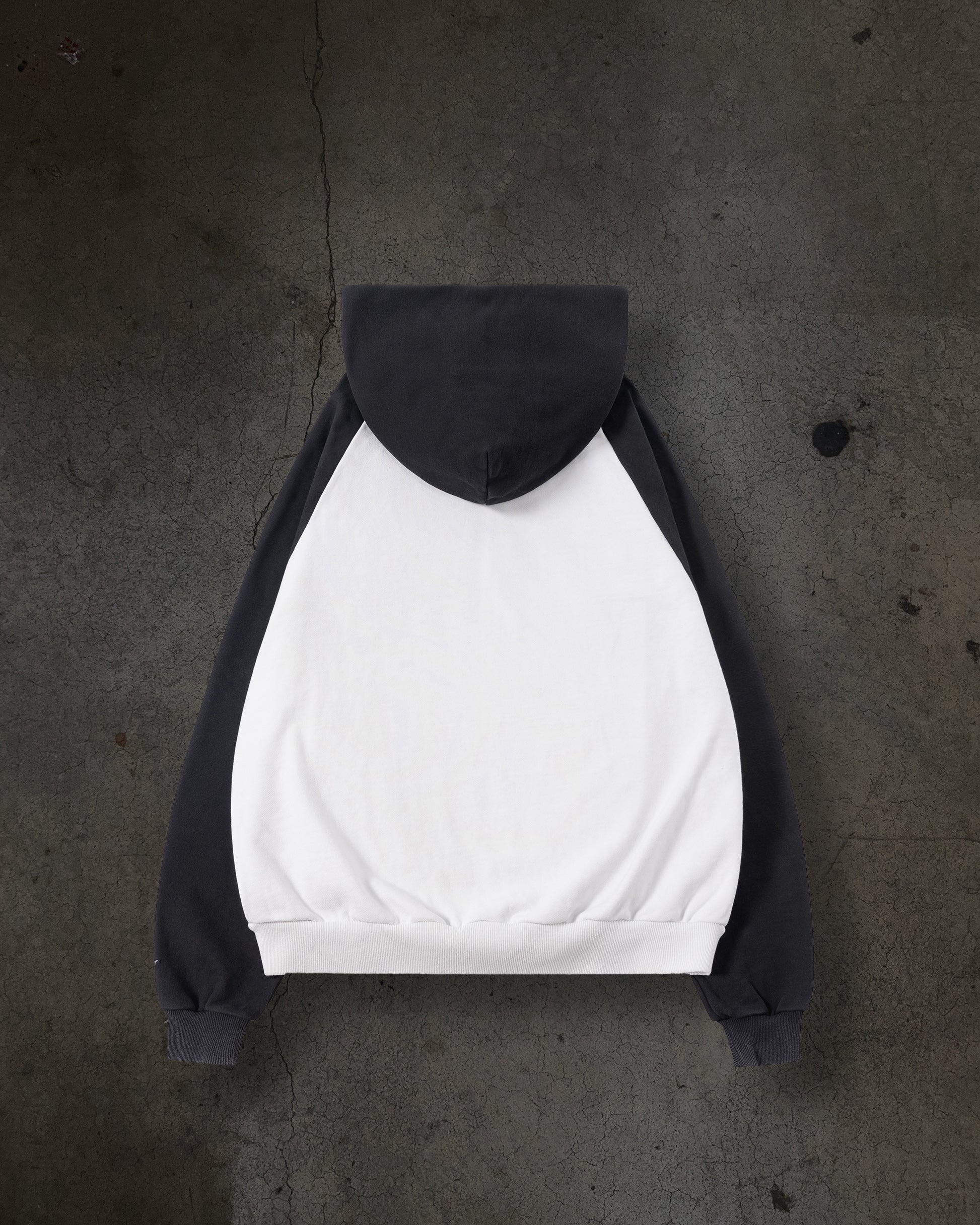 SUMMIT ZIPUP (WHITE)-IYAMIUIO